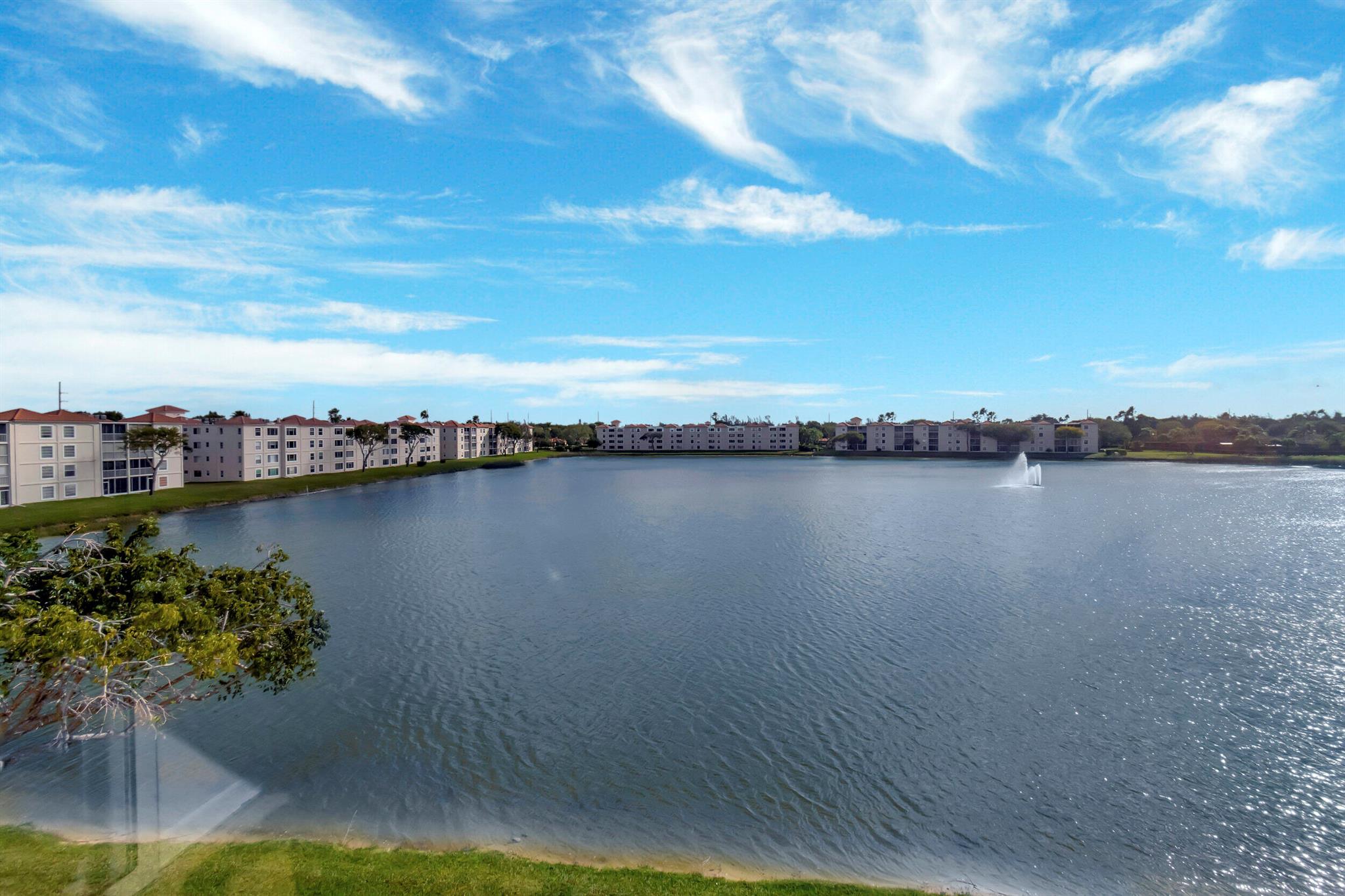 HUNTINGTON POINTE - Residential Lease