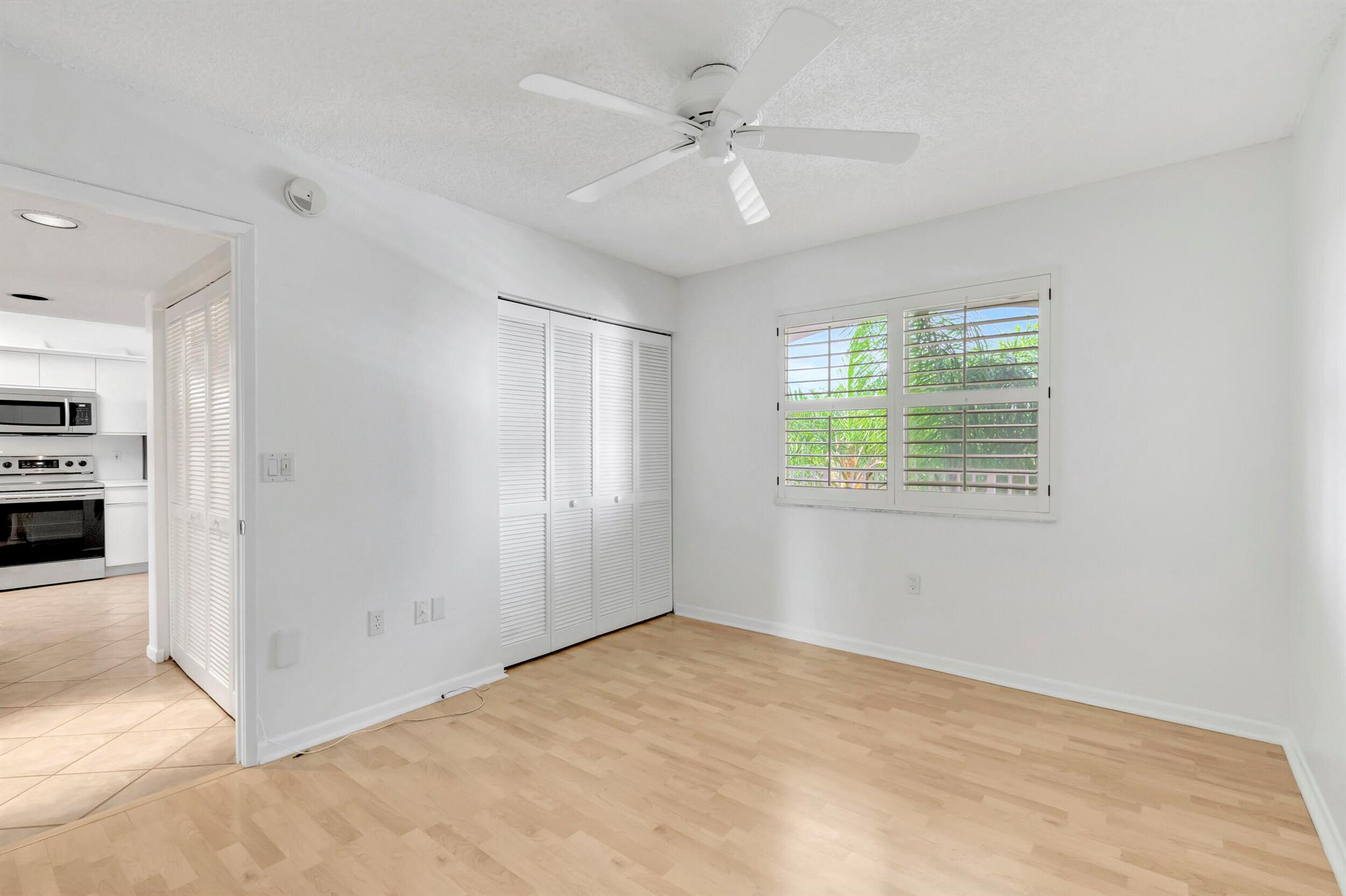 HUNTINGTON POINTE - Residential Lease