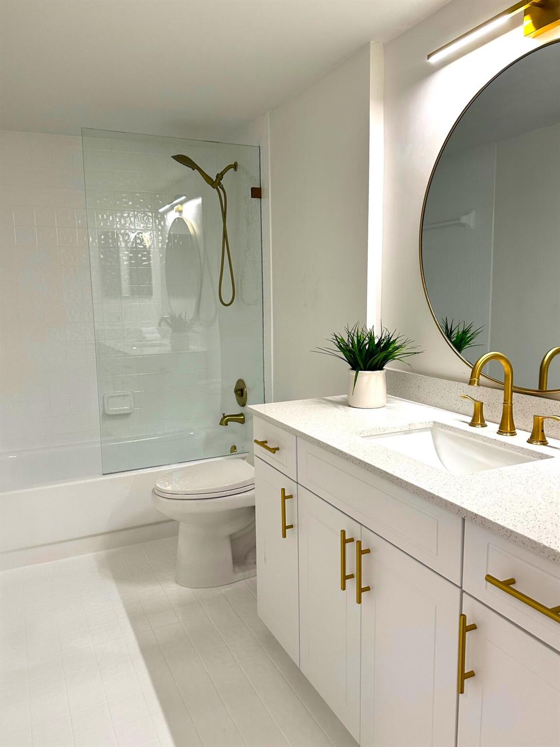 HUNTINGTON POINTE - Residential Lease