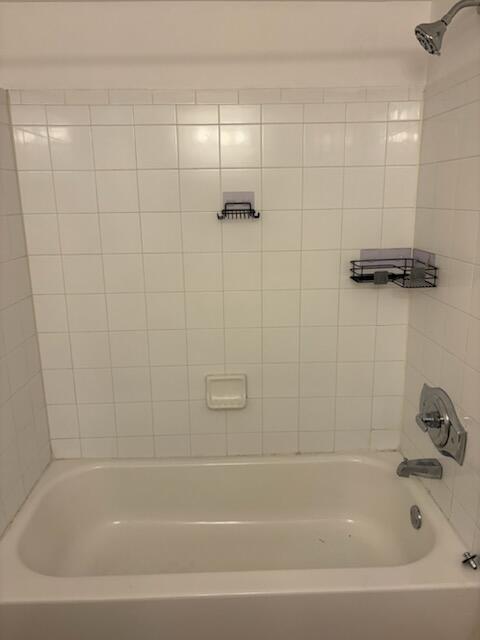 800 NORTH FISKE CONDO APTS - Residential Lease