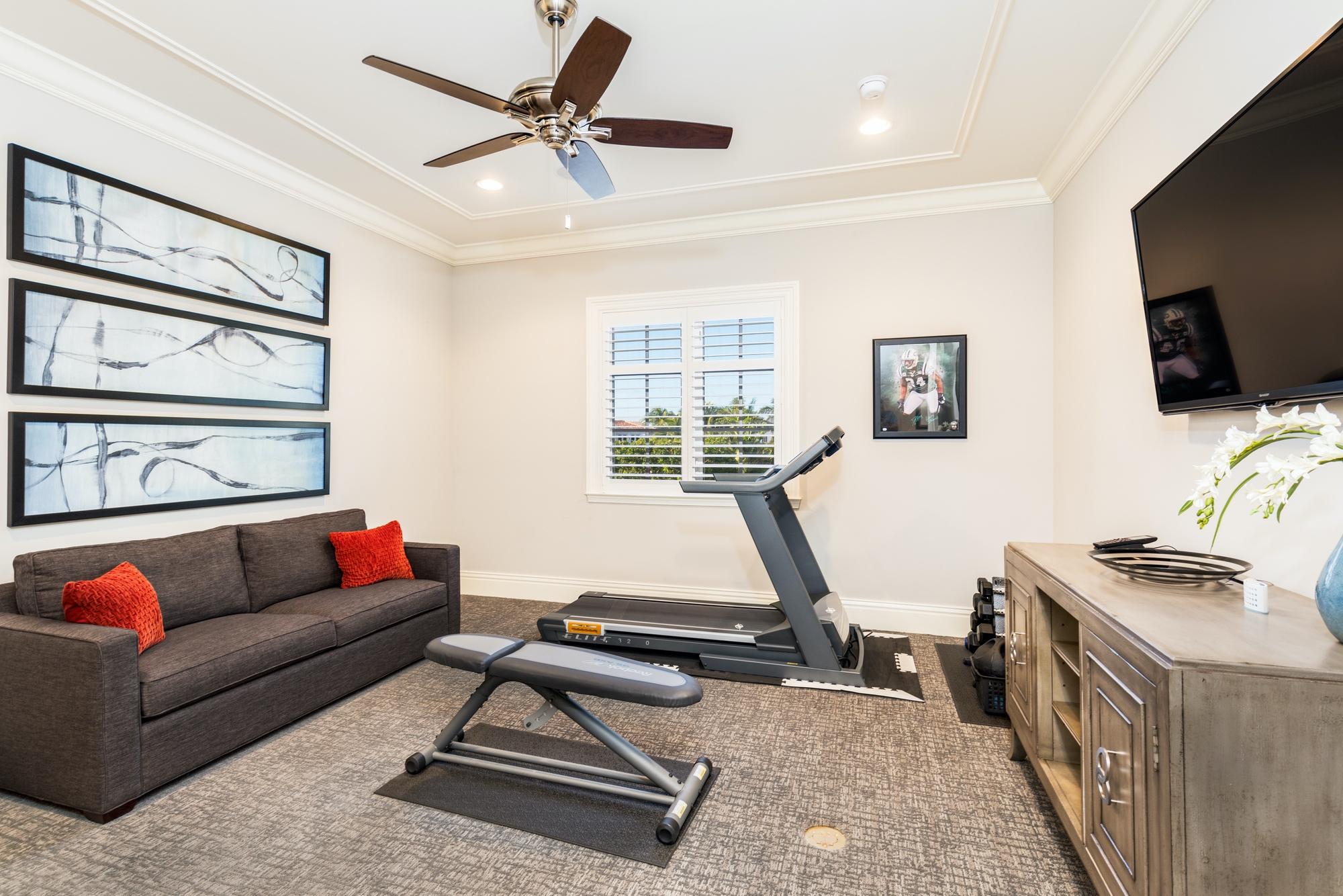 Royal Palm Yacht & Countr - Residential