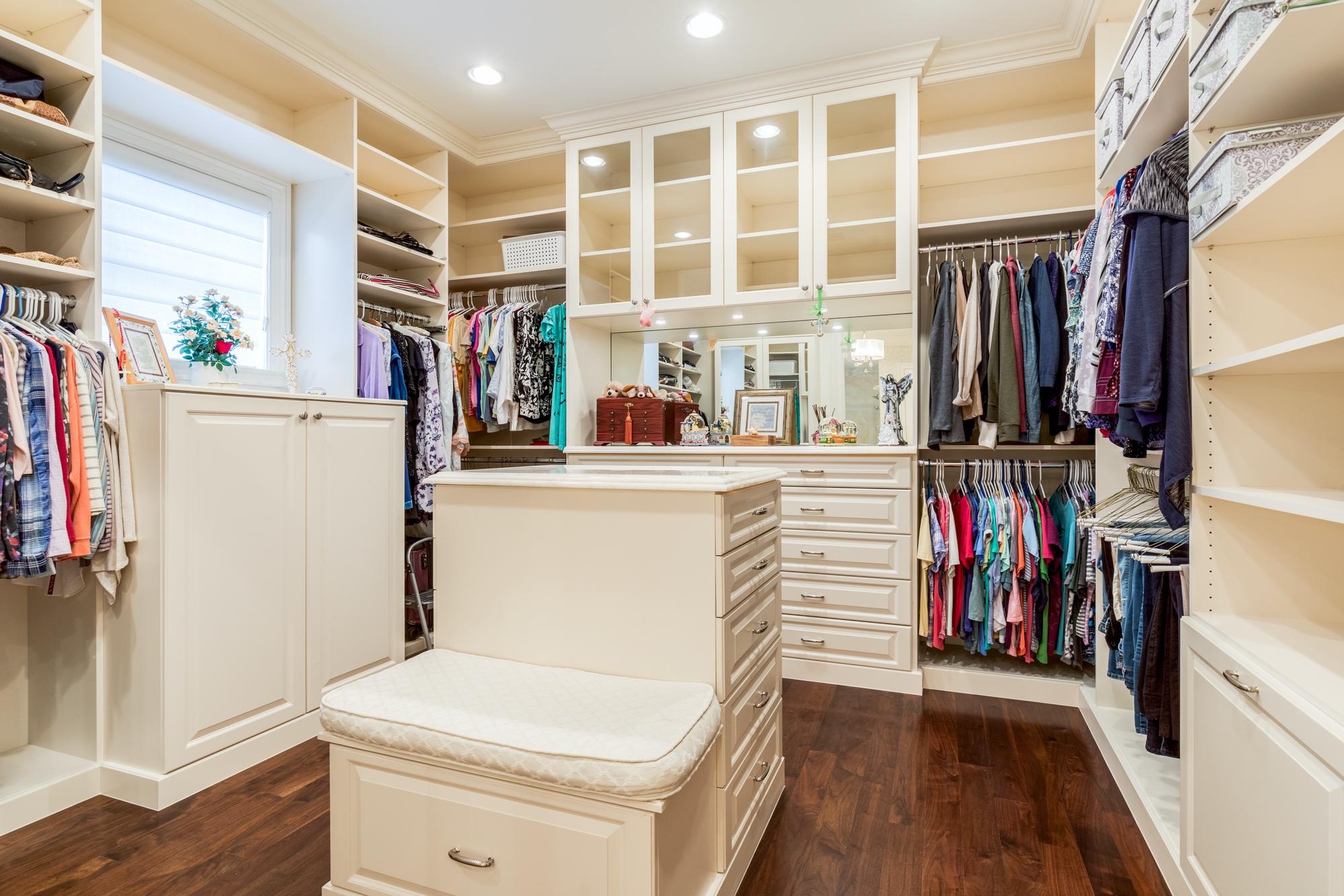 Royal Palm Yacht & Countr - Residential