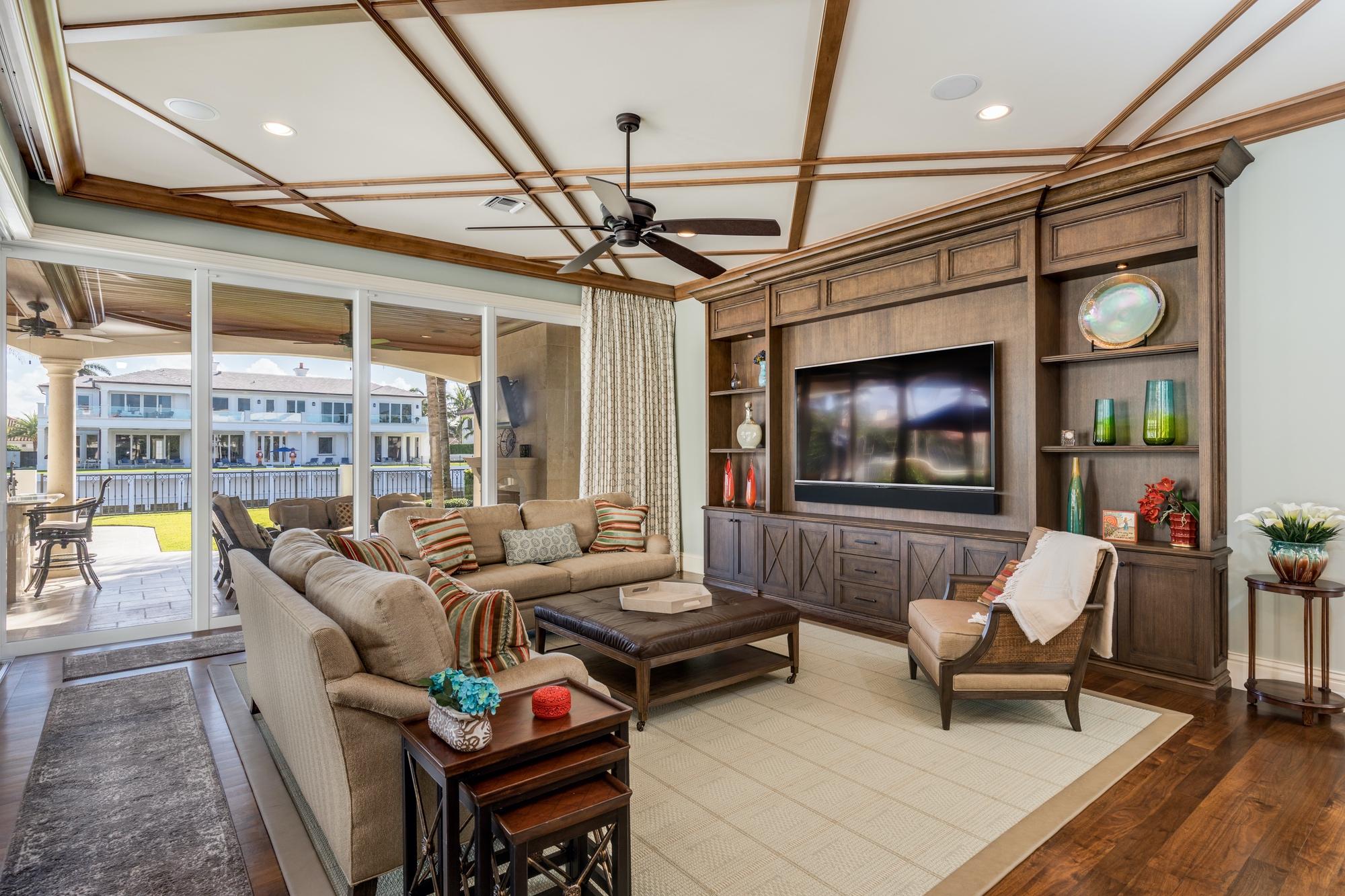 Royal Palm Yacht & Countr - Residential