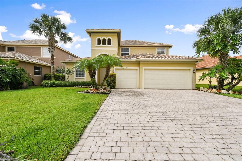 Photo of 395 NW Sheffield Circle, Port Saint Lucie, FL 34983 (MLS # R10730383)