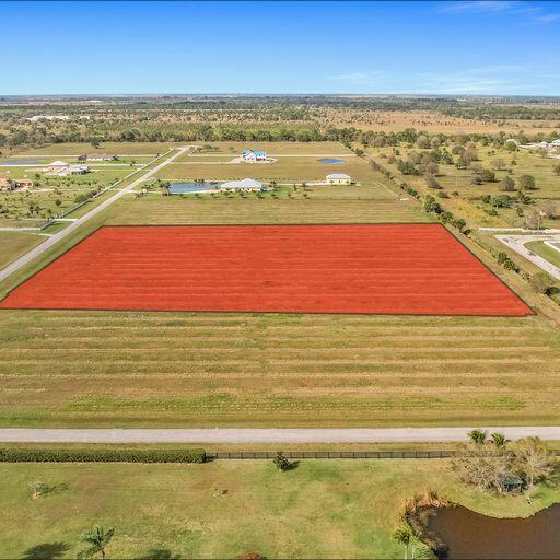 Nearly 5 acres of land this is perfect to custom build your dream home.The empty lot has been cleared and is prepared for a residence. Despite being in a very calm rural environment, stores and schools are still close by. There are currently a couple of extremely gorgeous residences in the area. HOA Fees are $325 quarterly w/ a $1000 one time capital contribution
