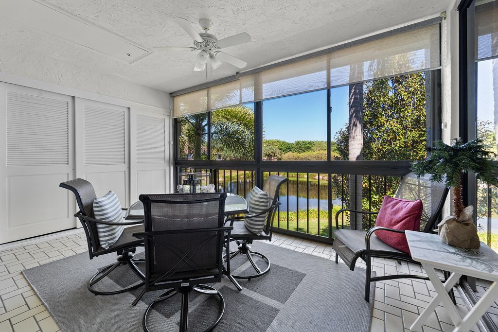 Photo of 5415 Verona Drive #O, Boynton Beach, FL 33437 (MLS # R11145948)