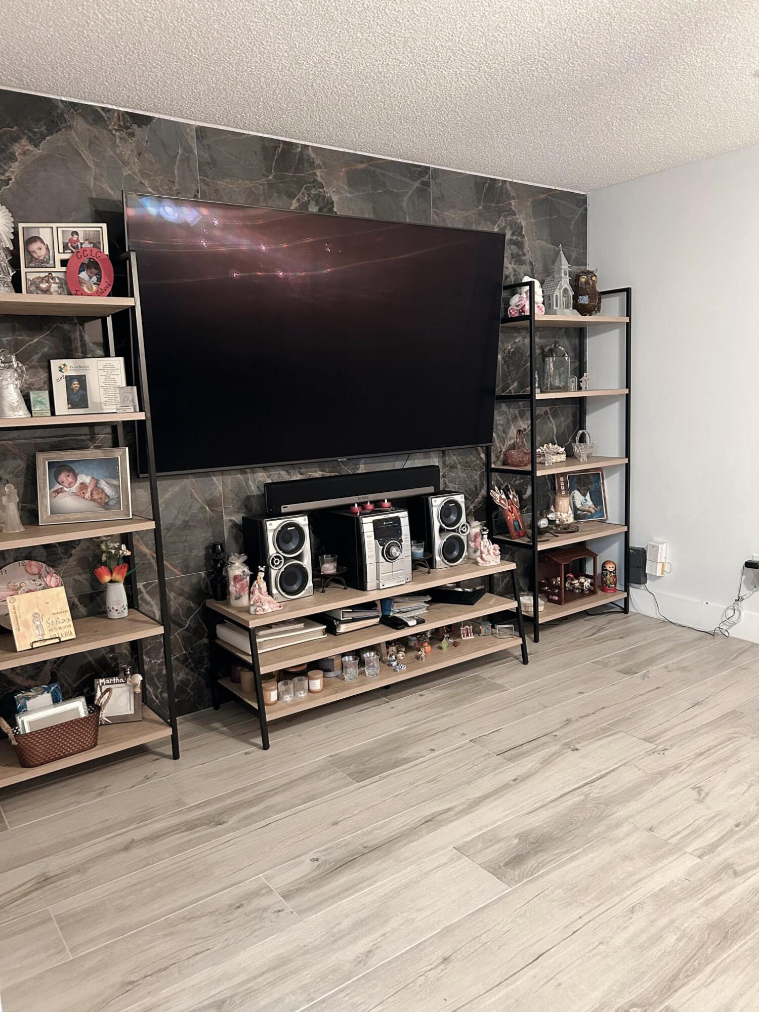 WATERSIDE VILLAGE OF PALM BEACH CONDO - Residential Lease