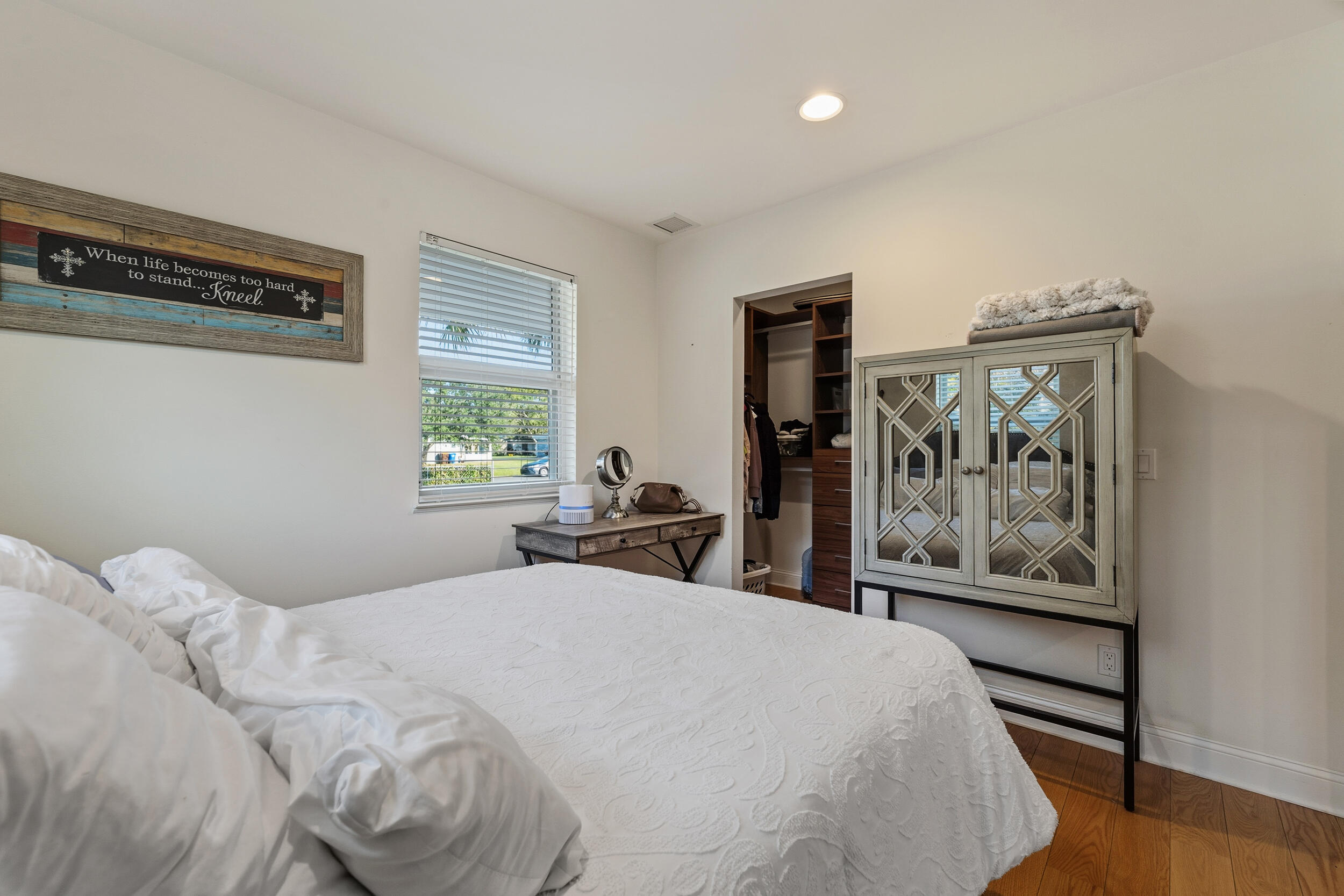 VERO SHORES UNIT 1 - Residential