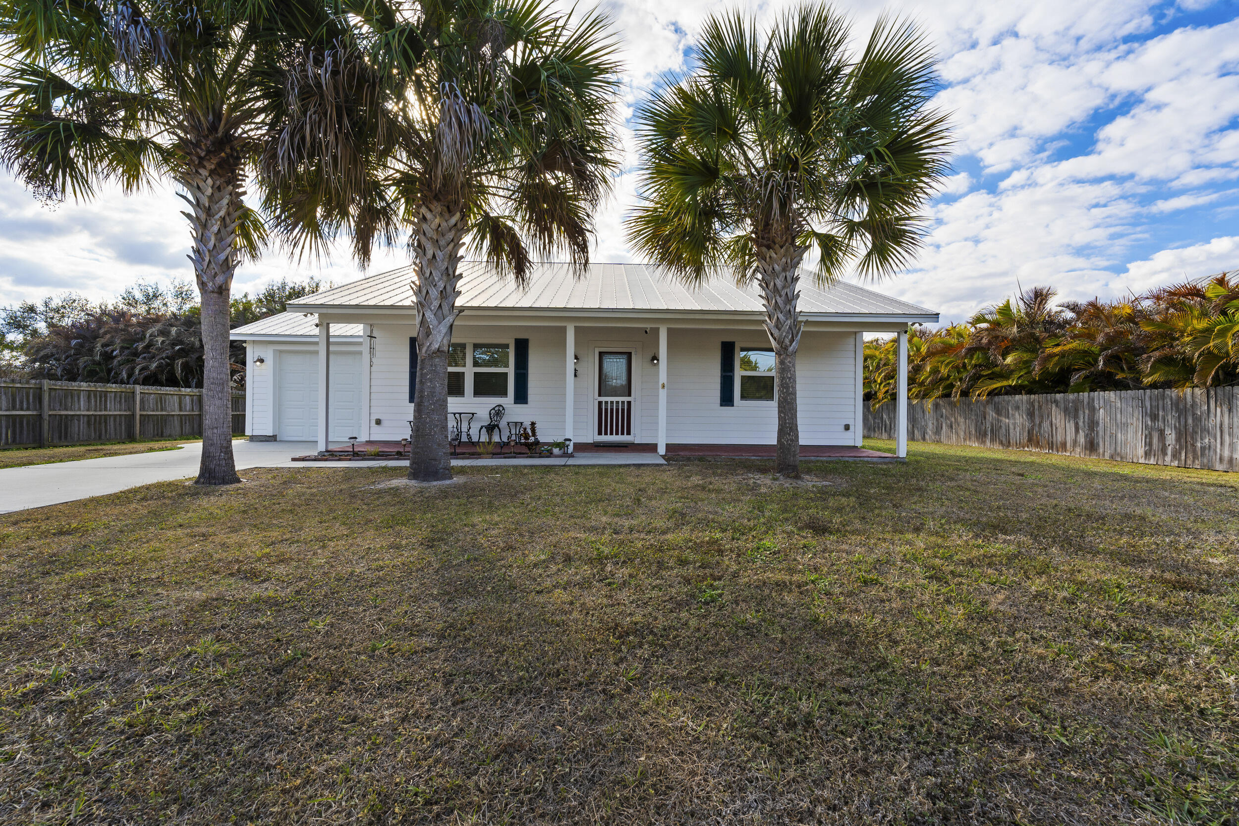 VERO SHORES UNIT 1 - Residential