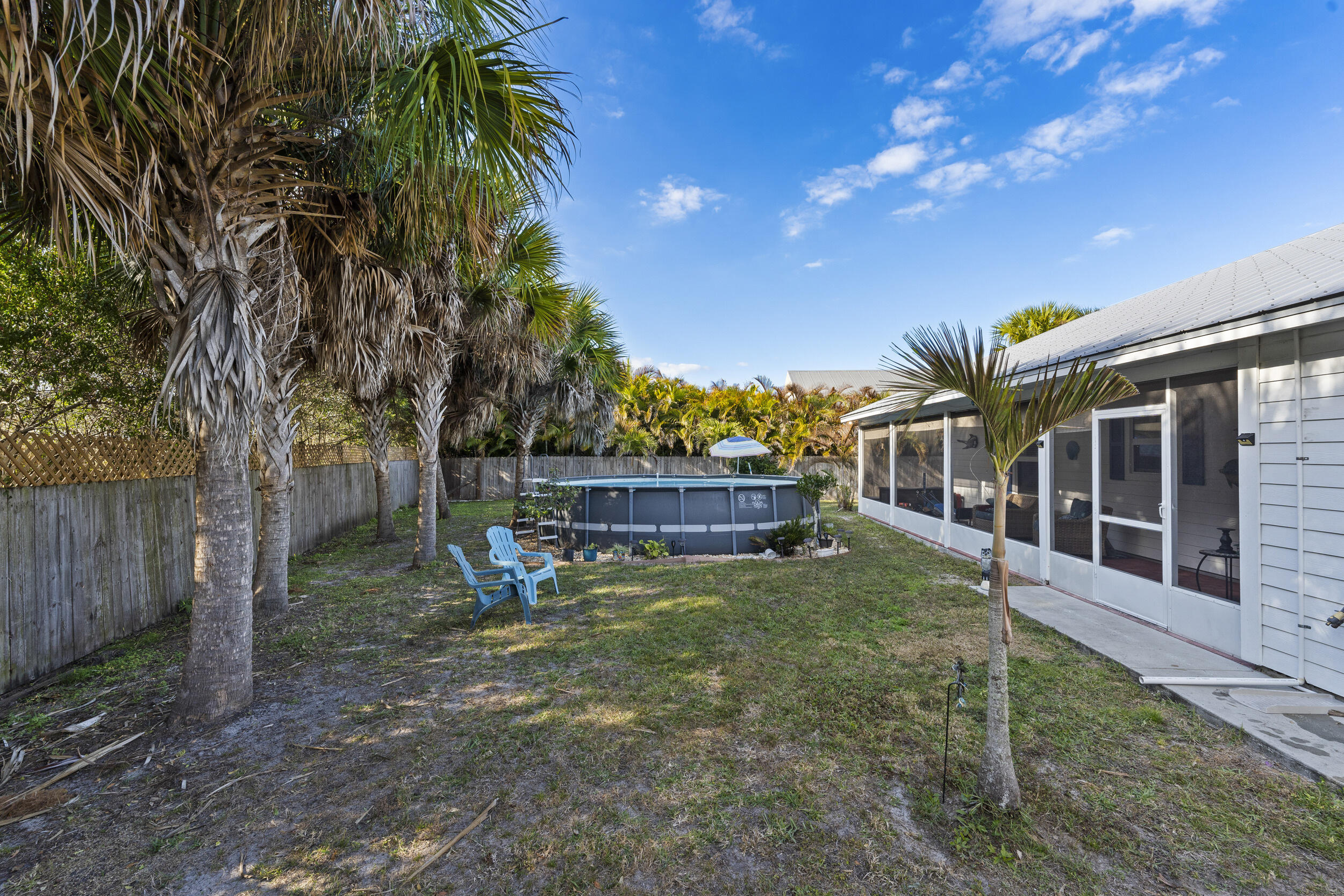 VERO SHORES UNIT 1 - Residential