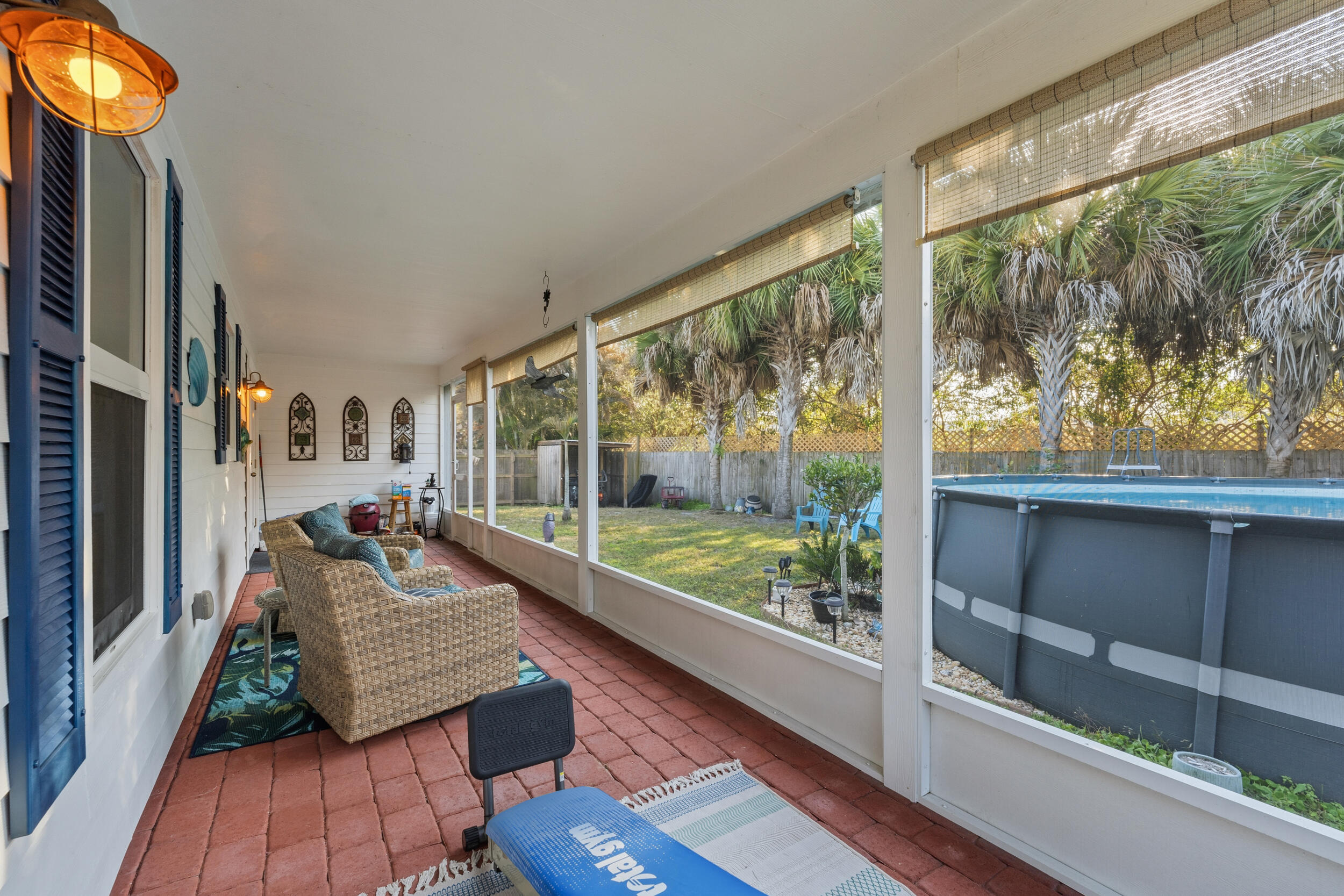 VERO SHORES UNIT 1 - Residential