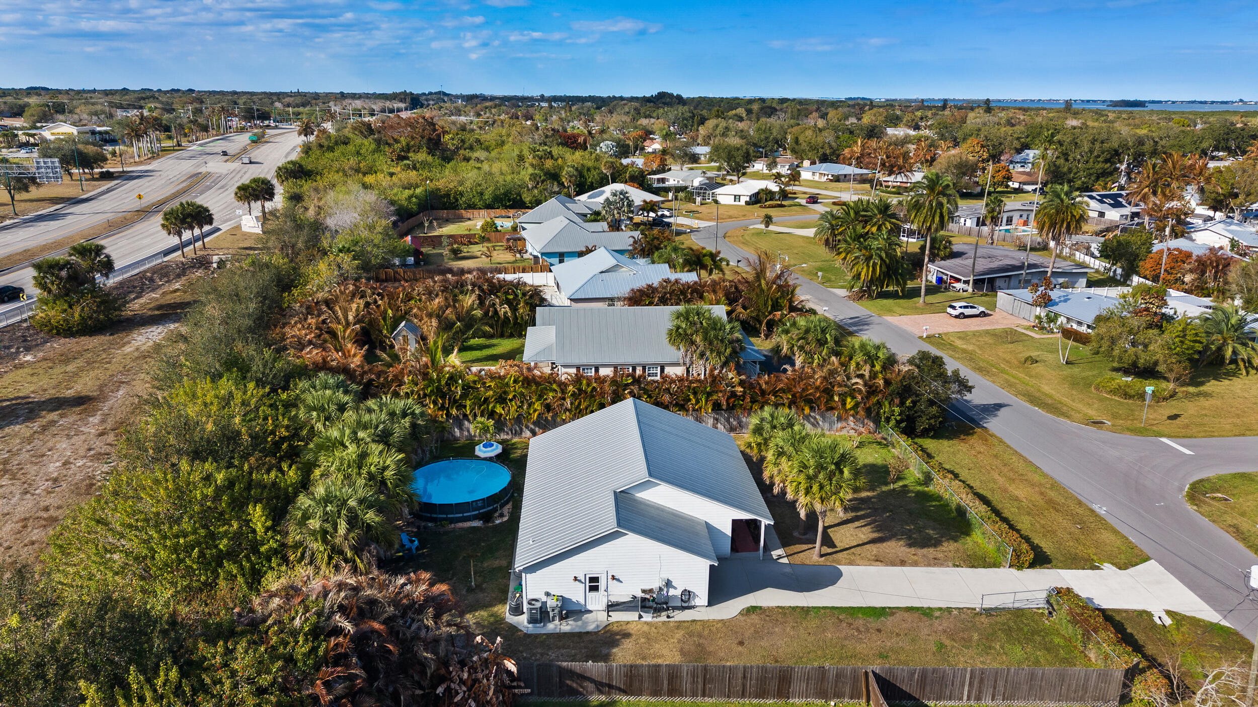 VERO SHORES UNIT 1 - Residential