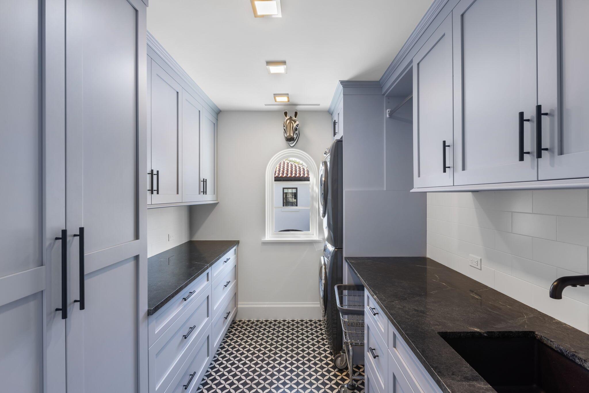 ELLAMAR - Residential