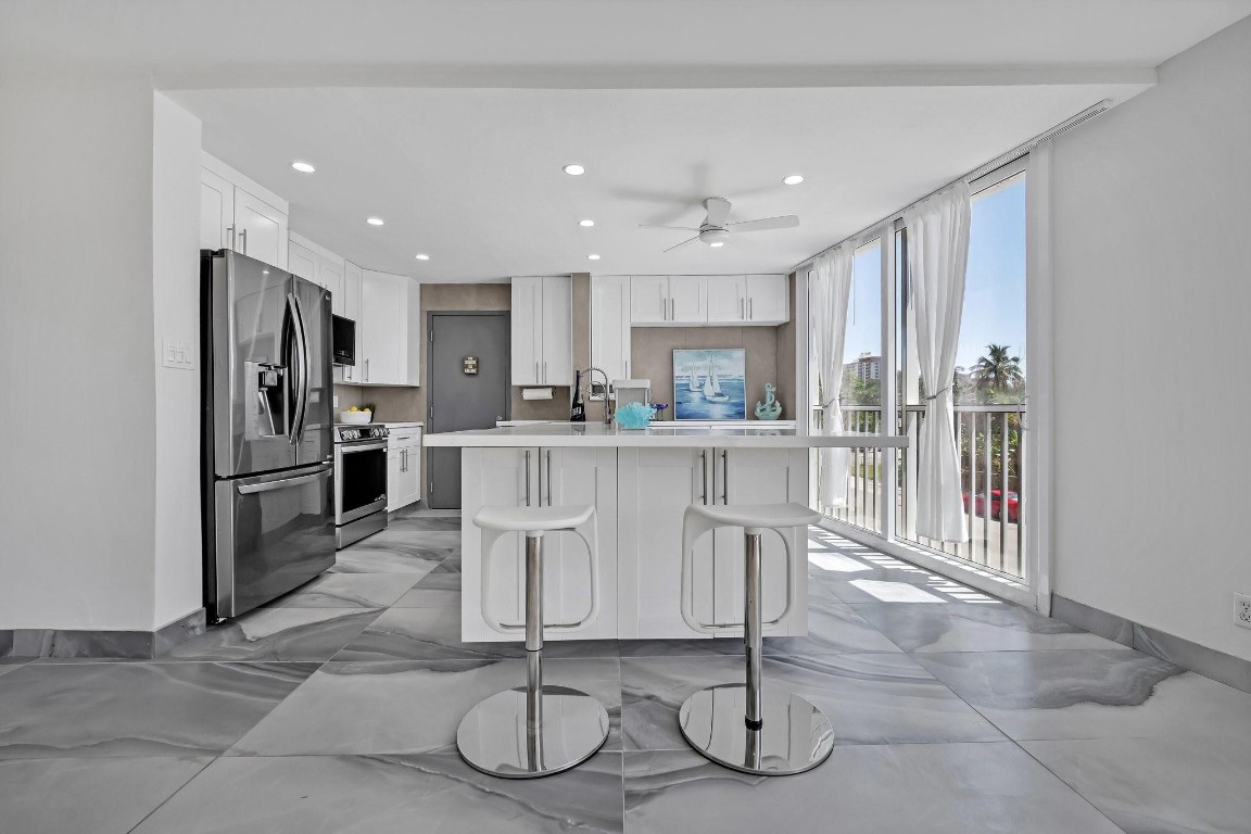 720 Bayshore Drive 202