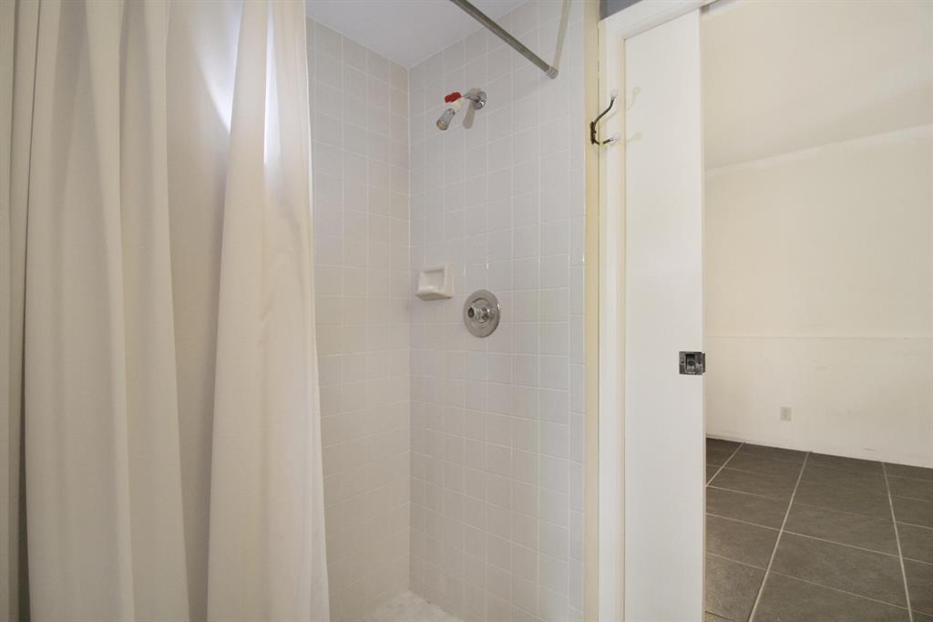 CYPRESS VILLAS - Residential