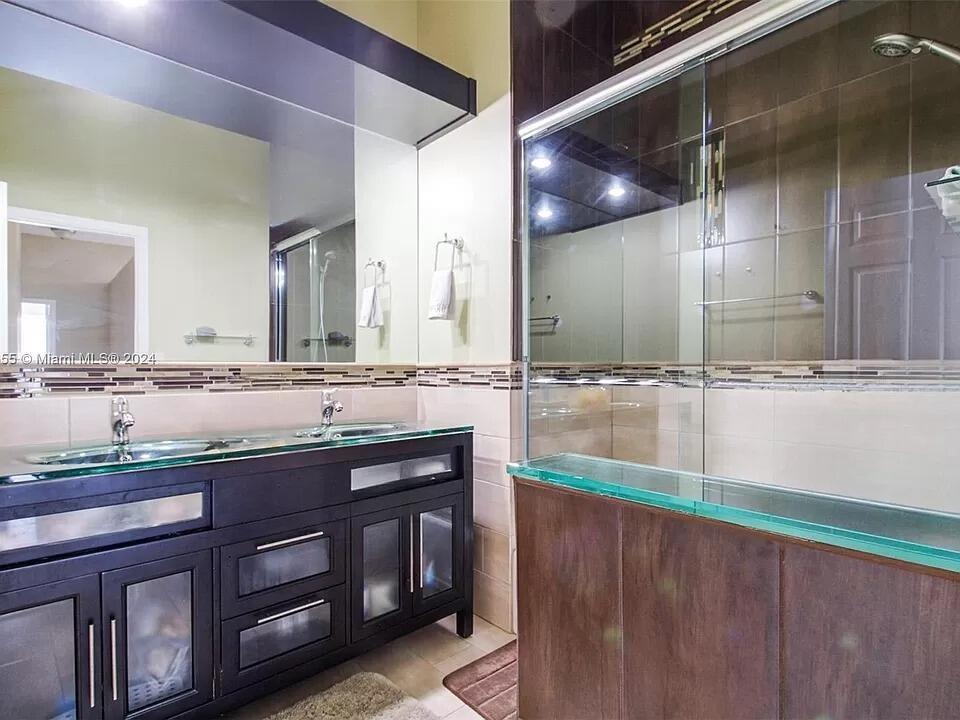 SMITH DAIRY WEST 3 - Residential Lease