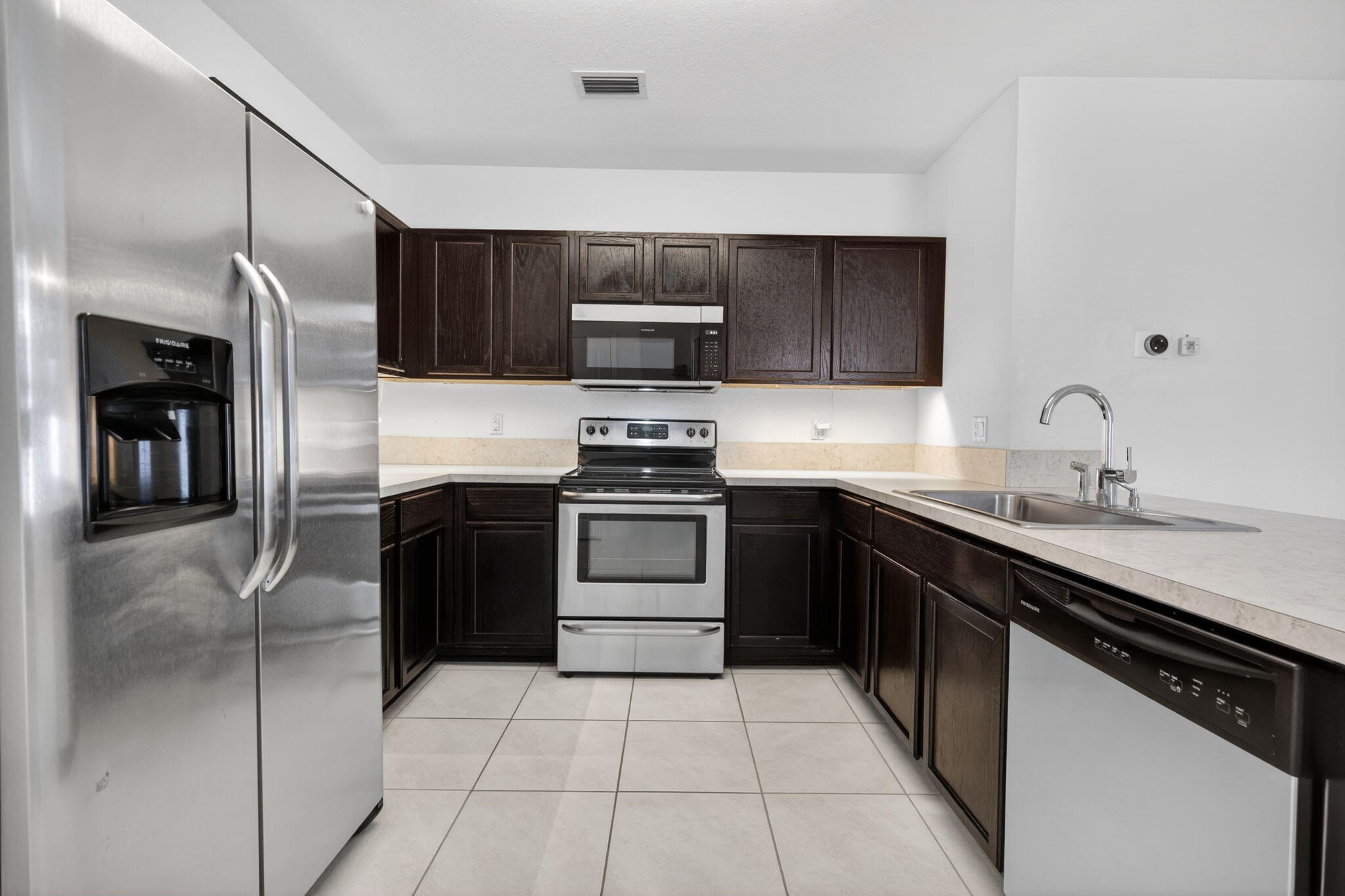 PALM GARDENS 1ST ADDN UNREC ON AM-16 - Residential