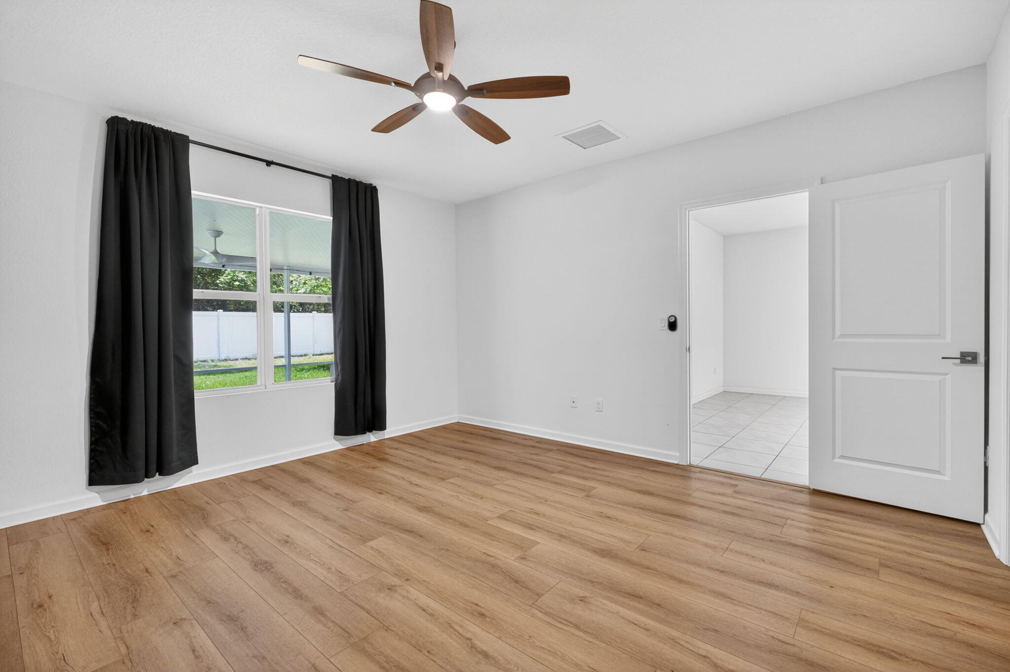 PALM GARDENS 1ST ADDN UNREC ON AM-16 - Residential