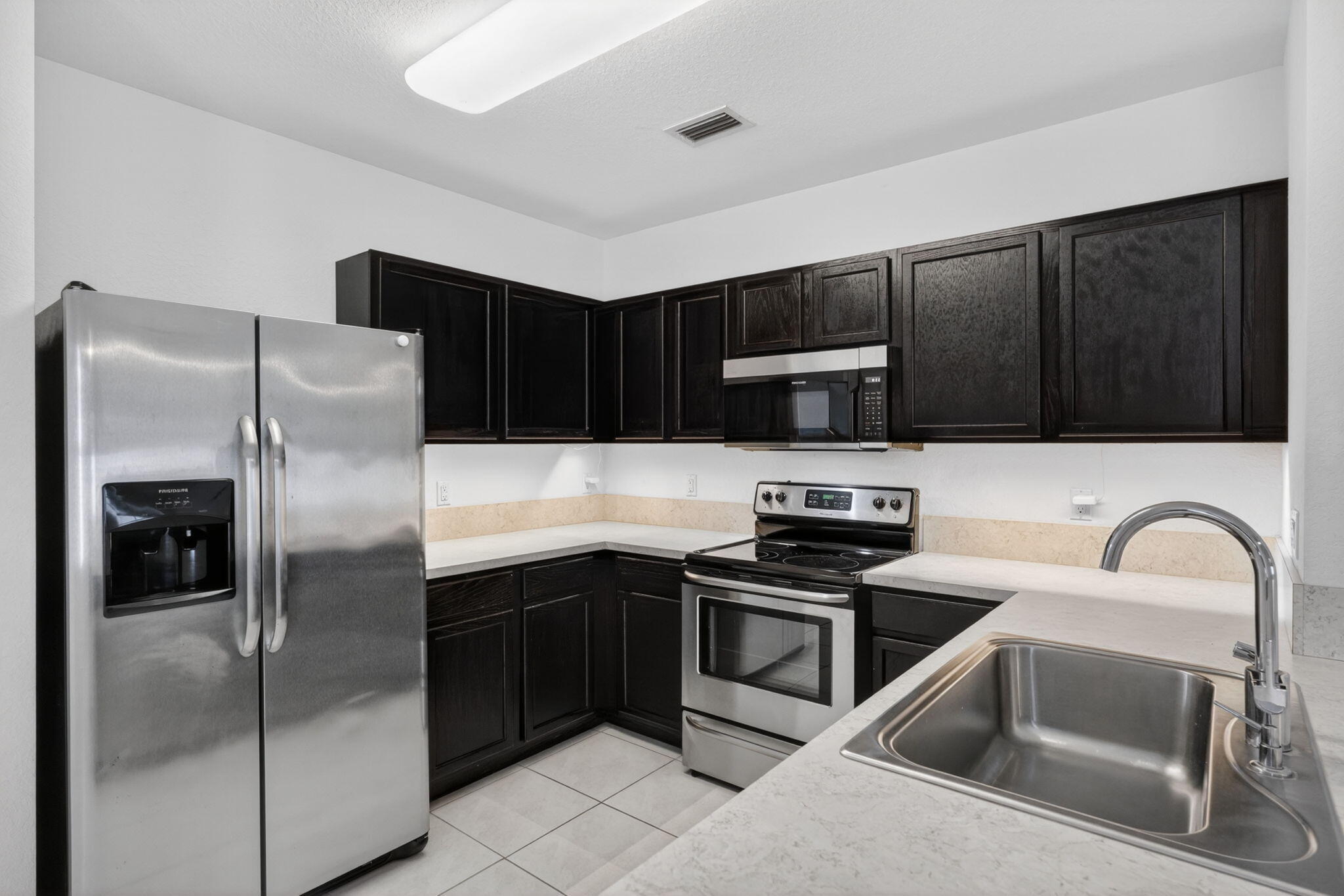 PALM GARDENS 1ST ADDN UNREC ON AM-16 - Residential