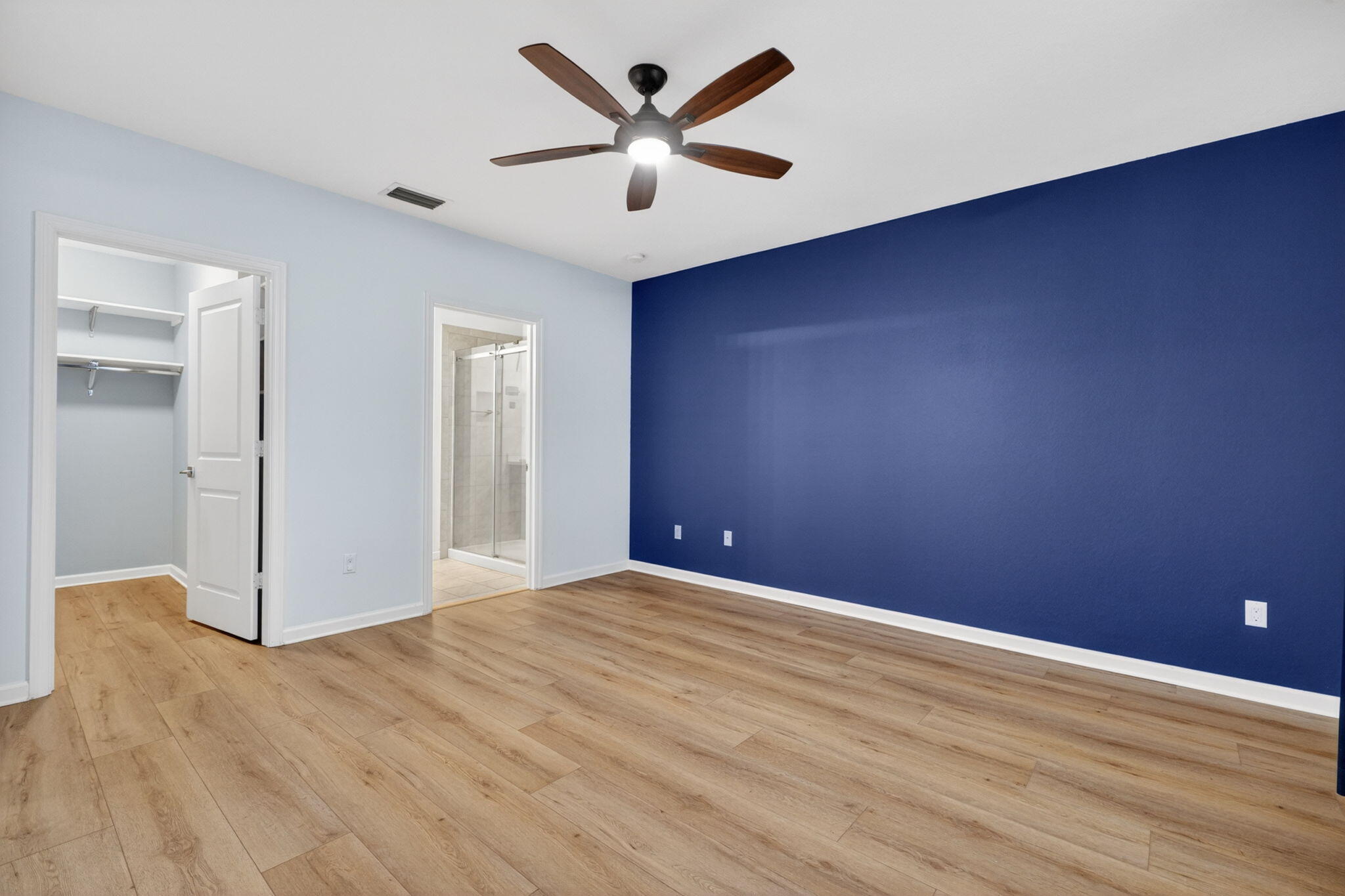 PALM GARDENS 1ST ADDN UNREC ON AM-16 - Residential