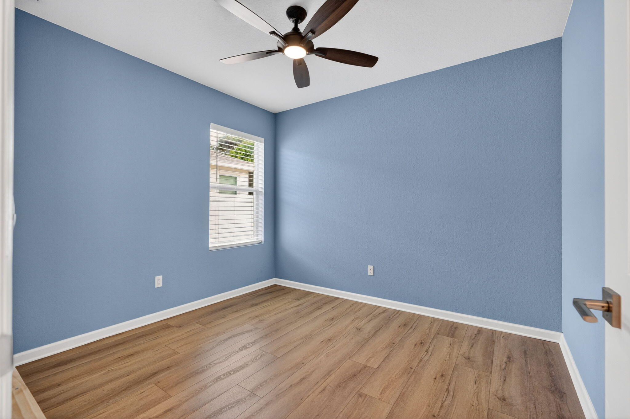 PALM GARDENS 1ST ADDN UNREC ON AM-16 - Residential