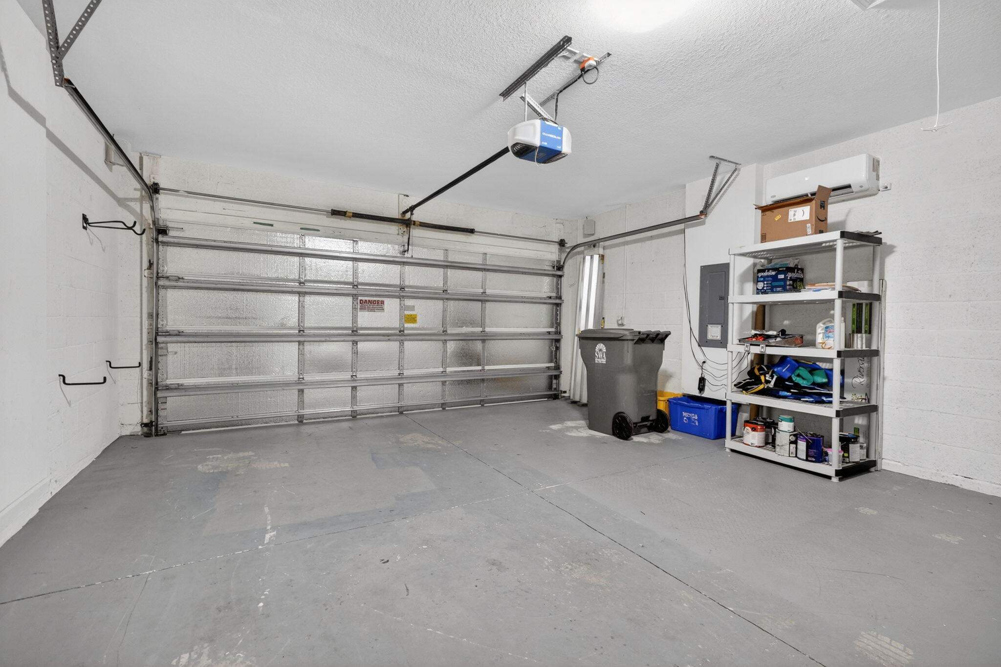 PALM GARDENS 1ST ADDN UNREC ON AM-16 - Residential