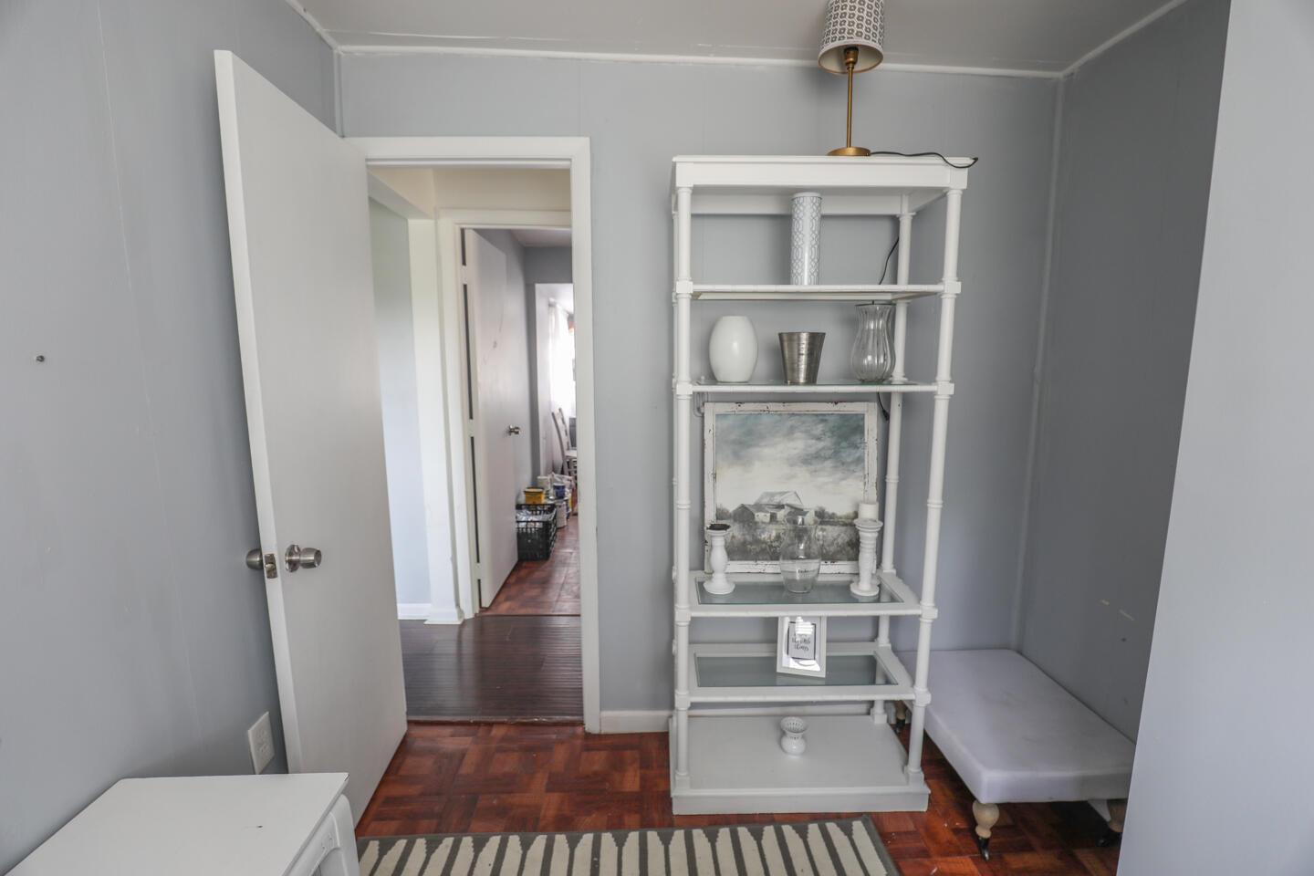 BOOKER PARK, LOT 25 BLK 7 - Residential