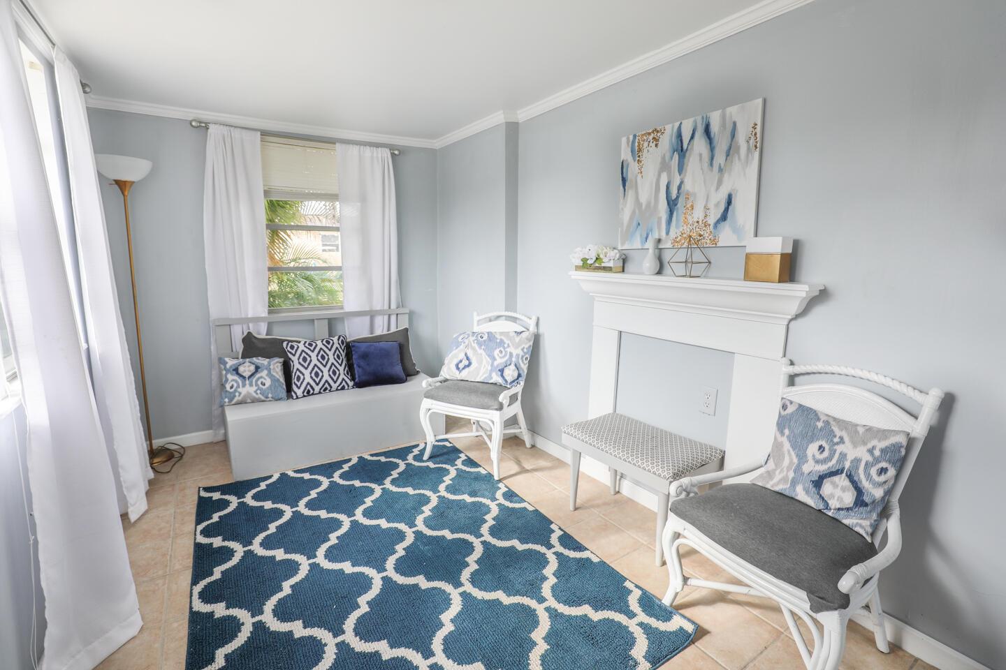 BOOKER PARK, LOT 25 BLK 7 - Residential