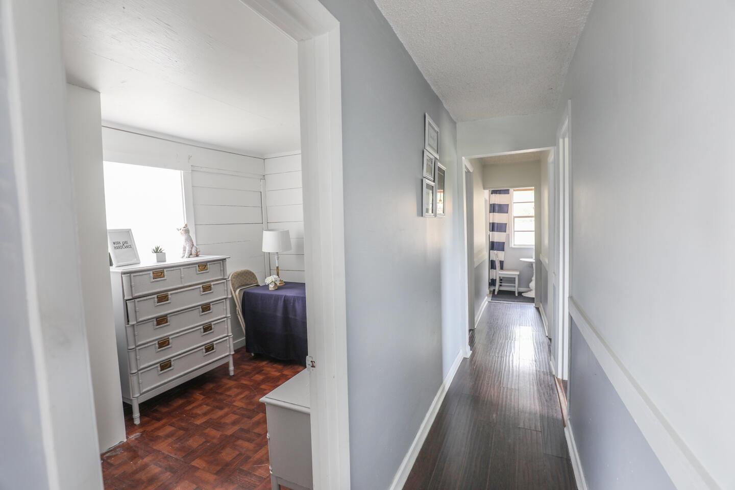 BOOKER PARK, LOT 25 BLK 7 - Residential