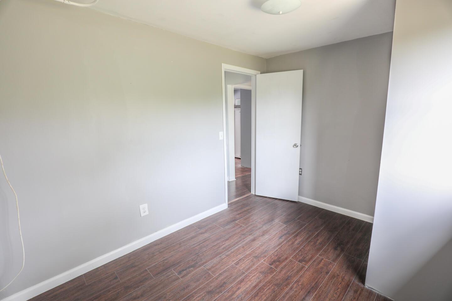 BOOKER PARK, LOT 25 BLK 7 - Residential