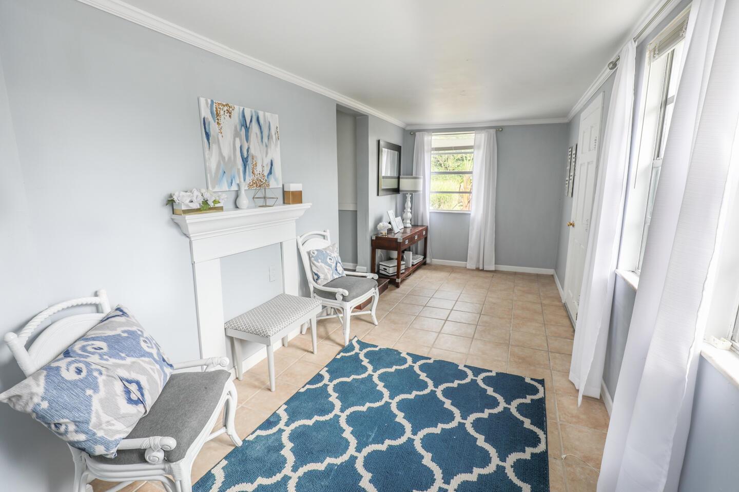 BOOKER PARK, LOT 25 BLK 7 - Residential