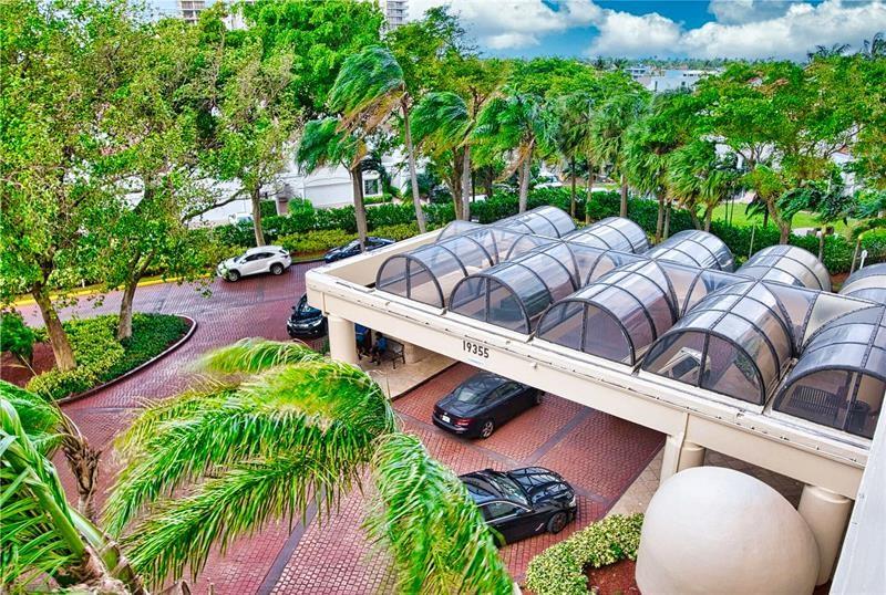 TURNBERRY TOWERS - Residential Lease