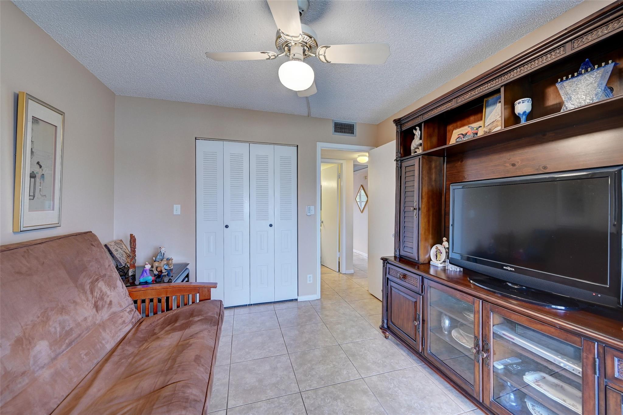 WYNMOOR VILLAGE - Residential