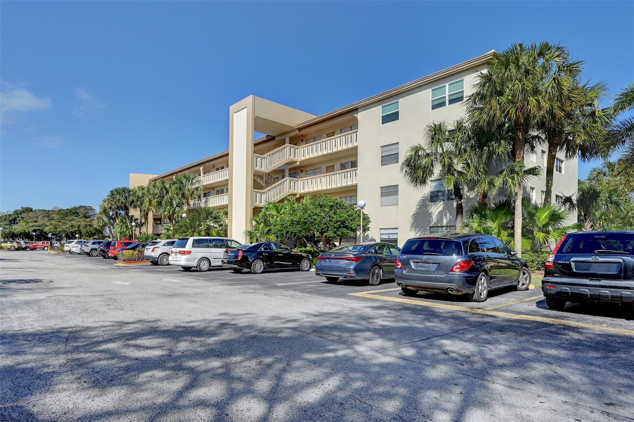 WYNMOOR VILLAGE - Residential