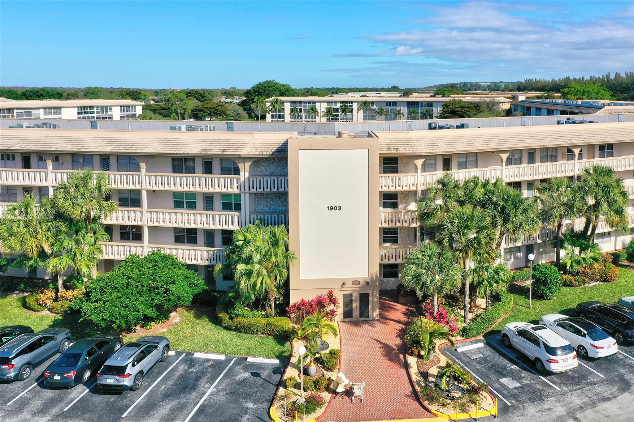 WYNMOOR VILLAGE - Residential