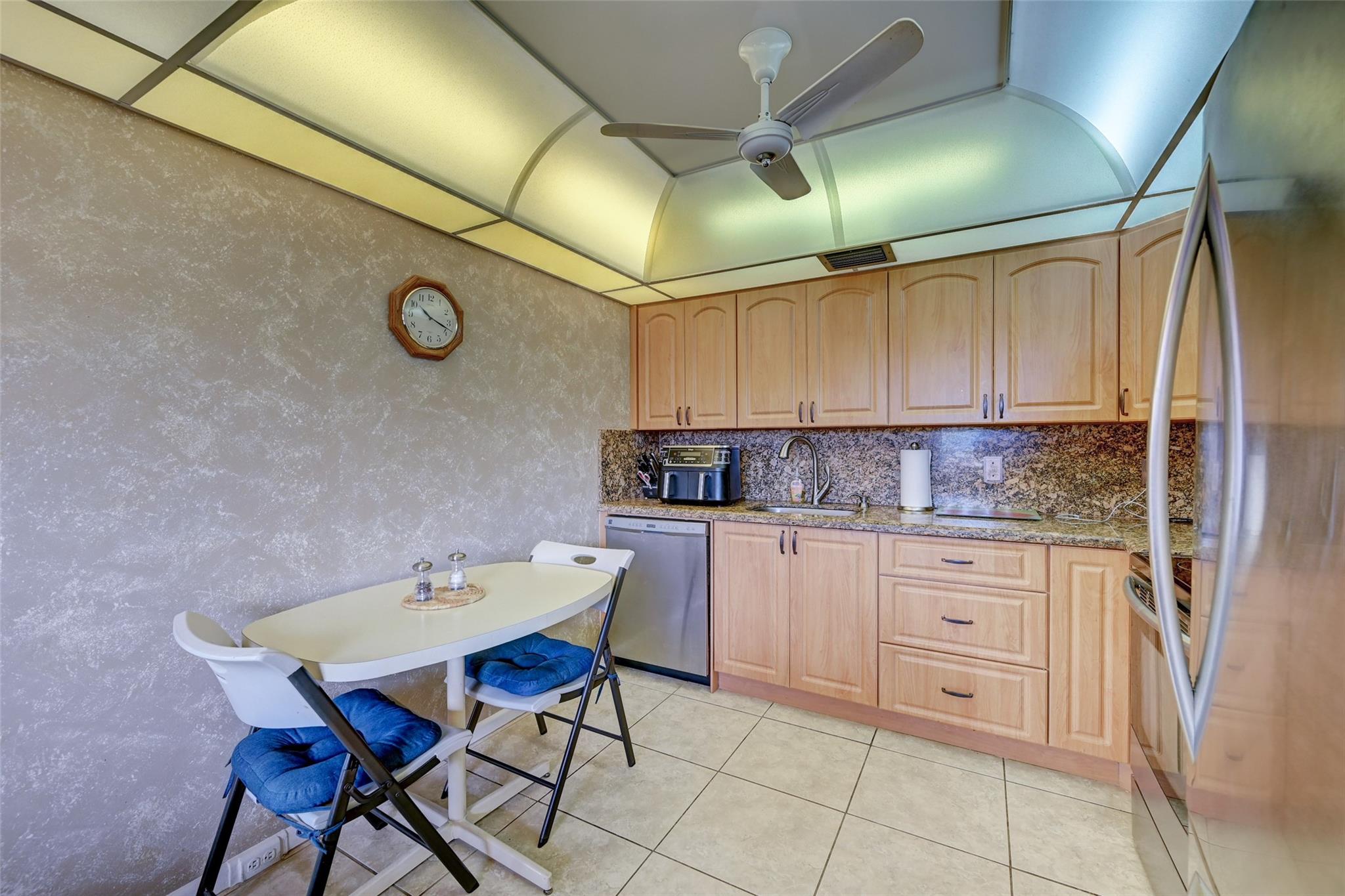 WYNMOOR VILLAGE - Residential