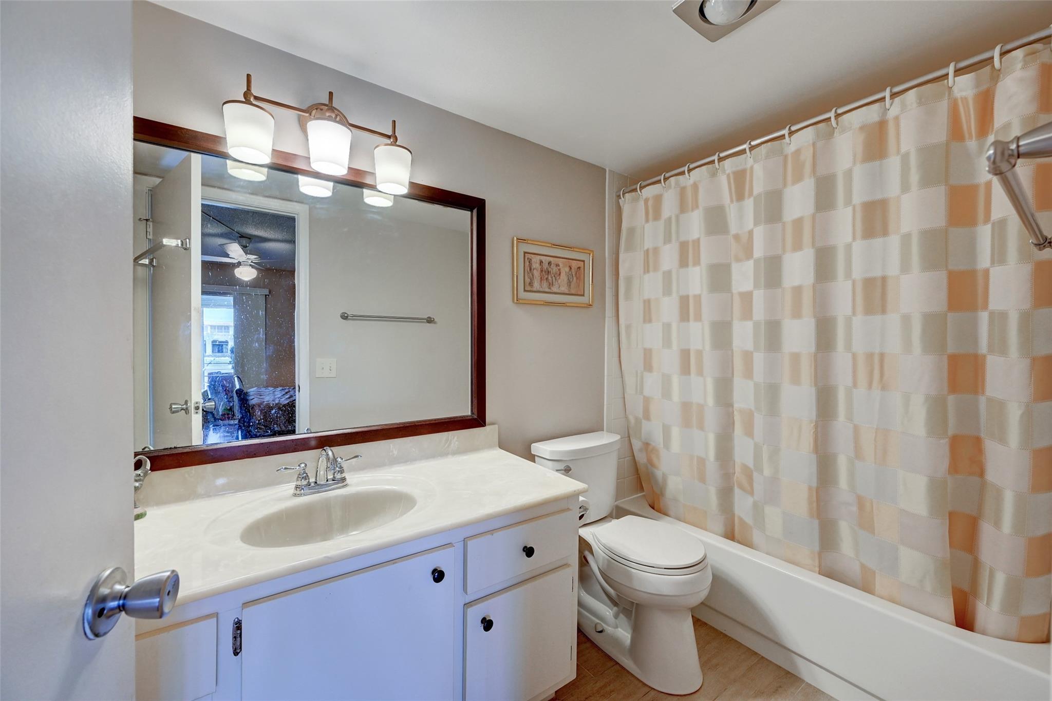 WYNMOOR VILLAGE - Residential