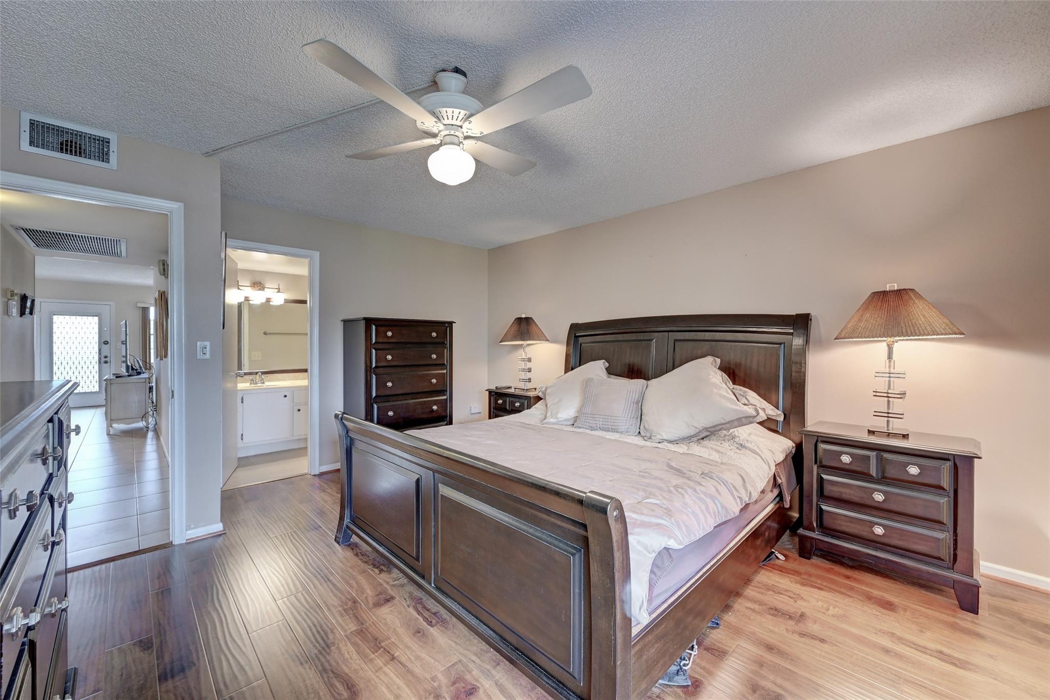 WYNMOOR VILLAGE - Residential