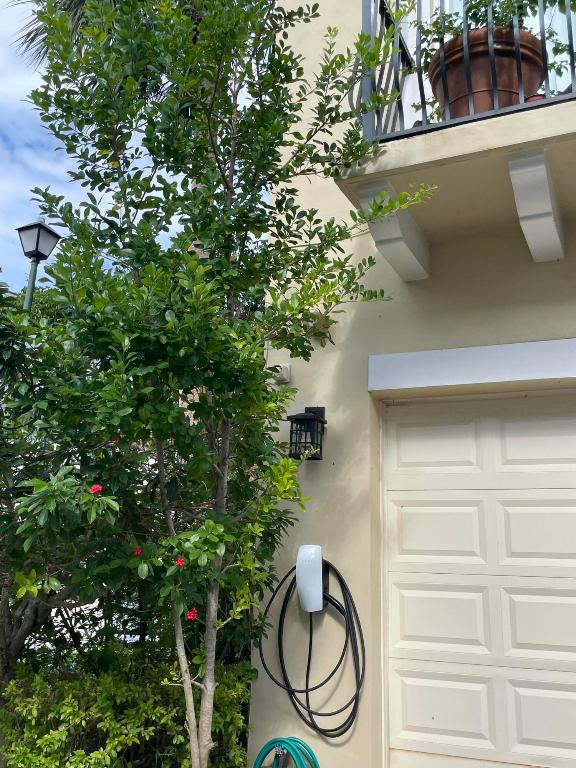 VISTAZO AT BOCA RATON - Residential Lease