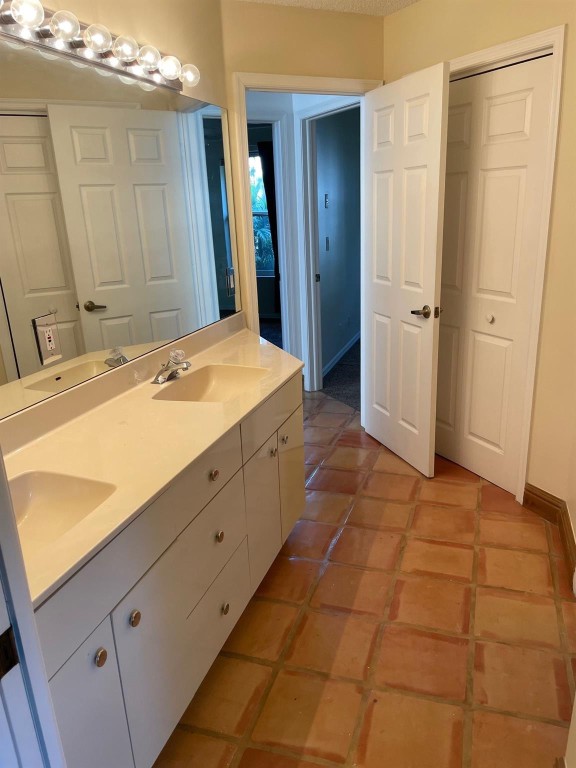 Country Isles - Residential Lease