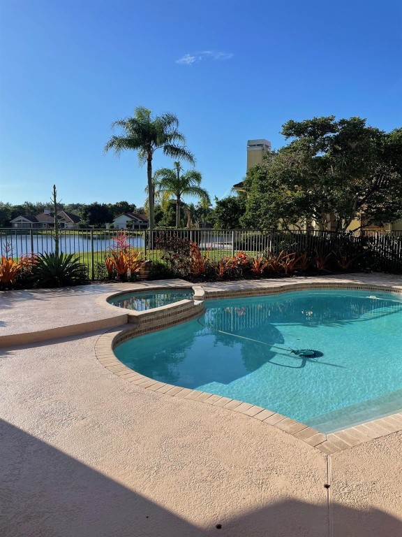 Country Isles - Residential Lease