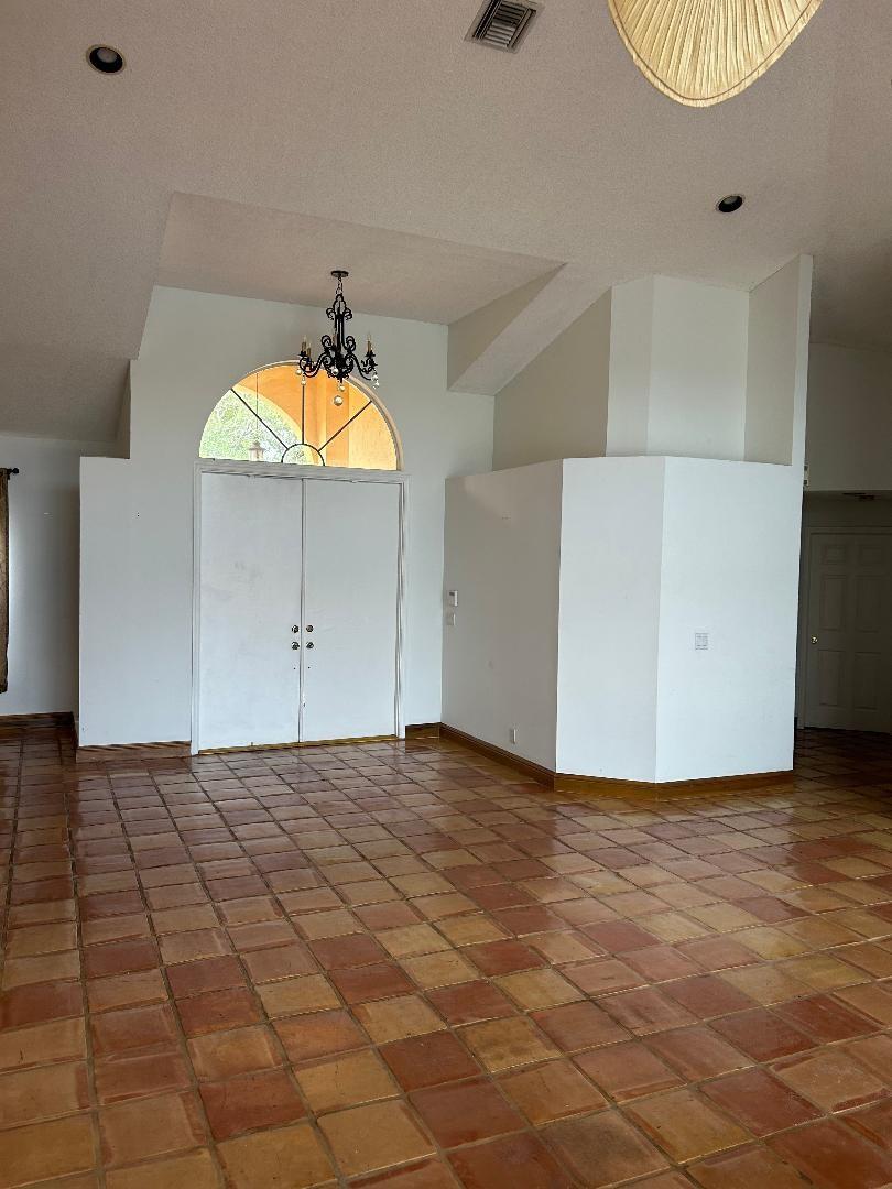 Country Isles - Residential Lease
