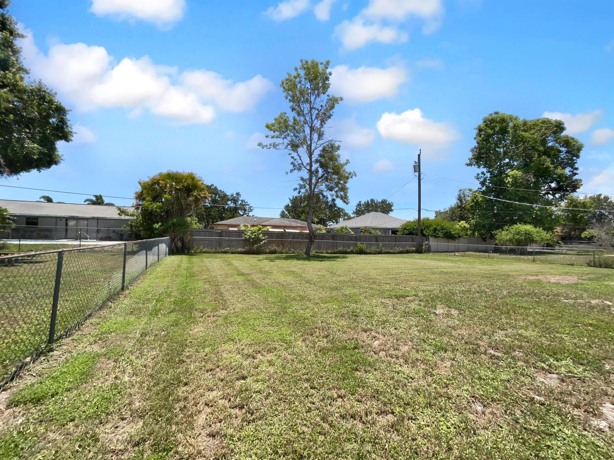 PORT ST LUCIE SECTION 4 - Residential