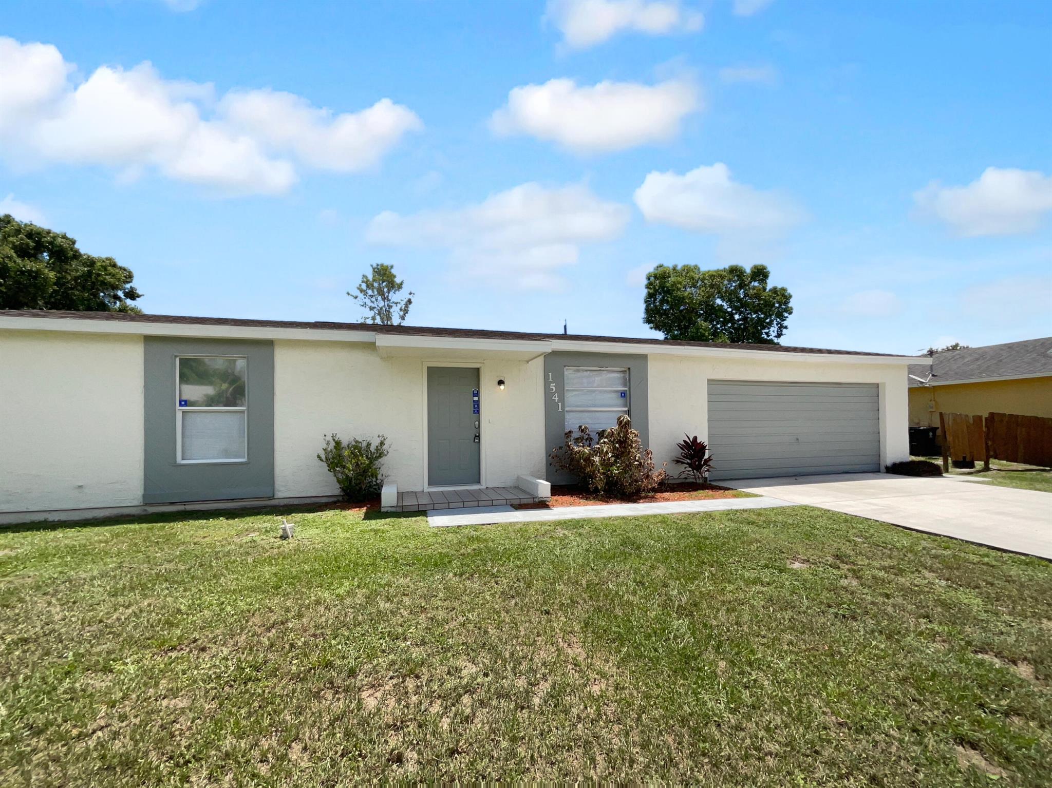 PORT ST LUCIE SECTION 4 - Residential