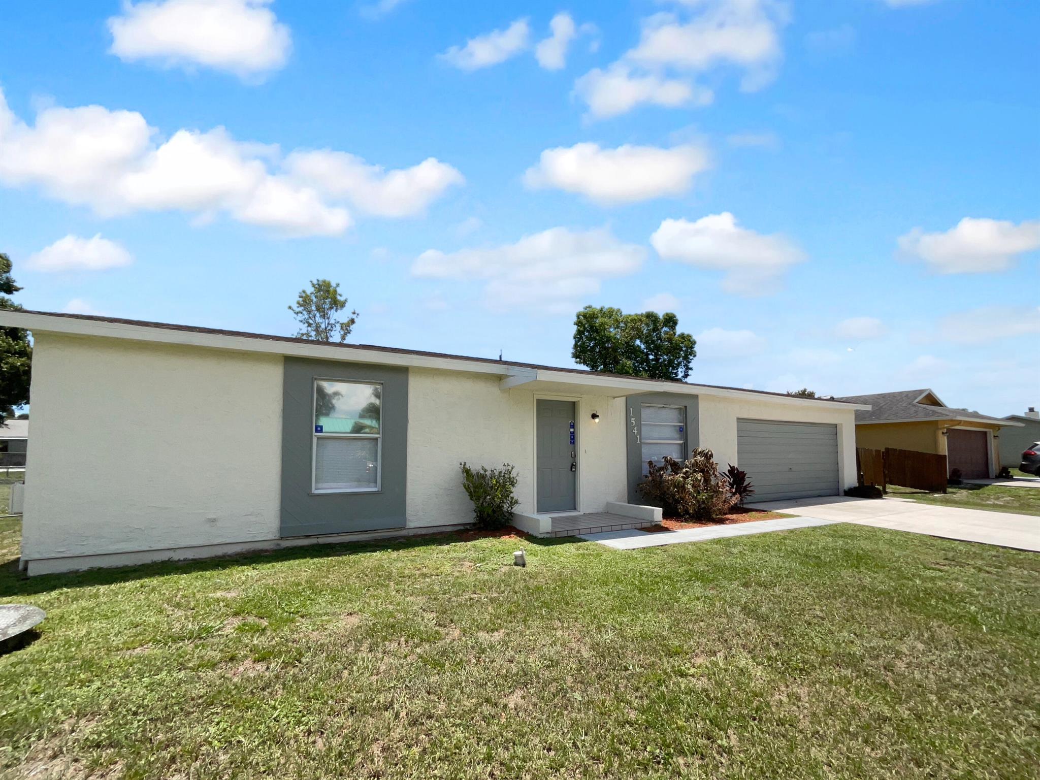 PORT ST LUCIE SECTION 4 - Residential