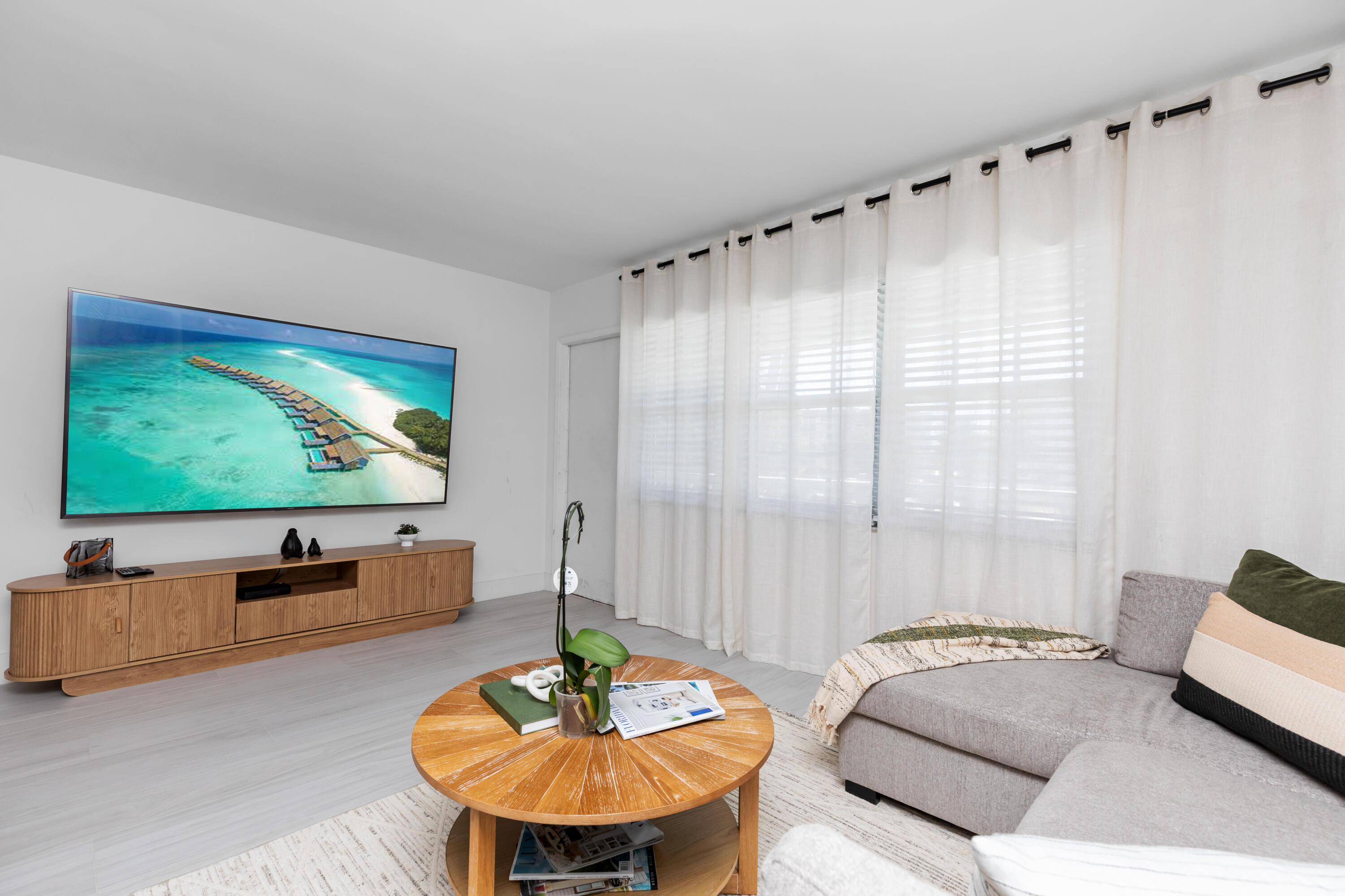 MAYBURY MANSIONS CONDO - Residential