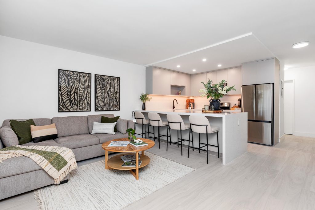 Photo of 5203 NE 24th Terrace #B210, Fort Lauderdale, FL 33308 (MLS # B26026804)