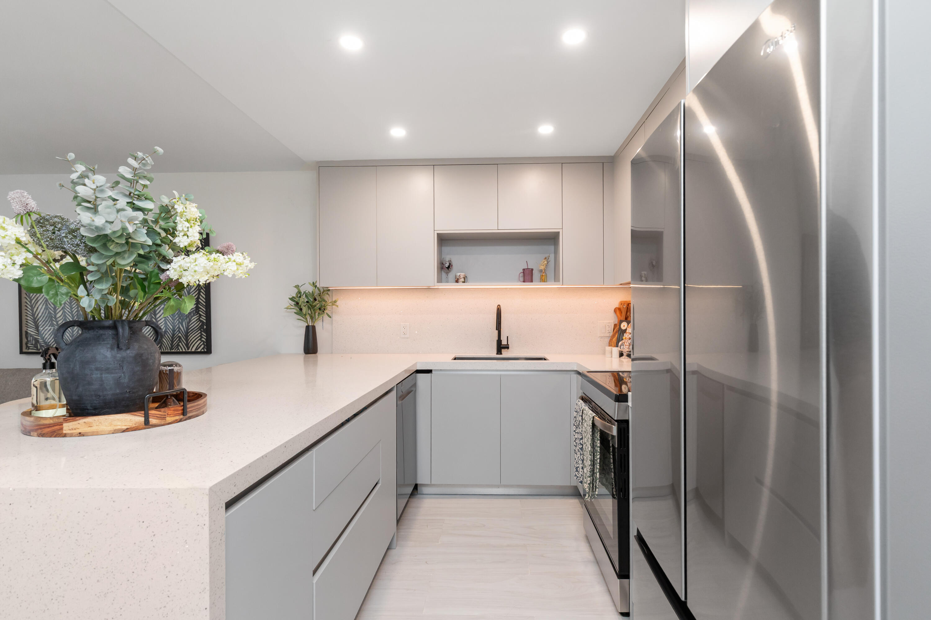 MAYBURY MANSIONS CONDO - Residential