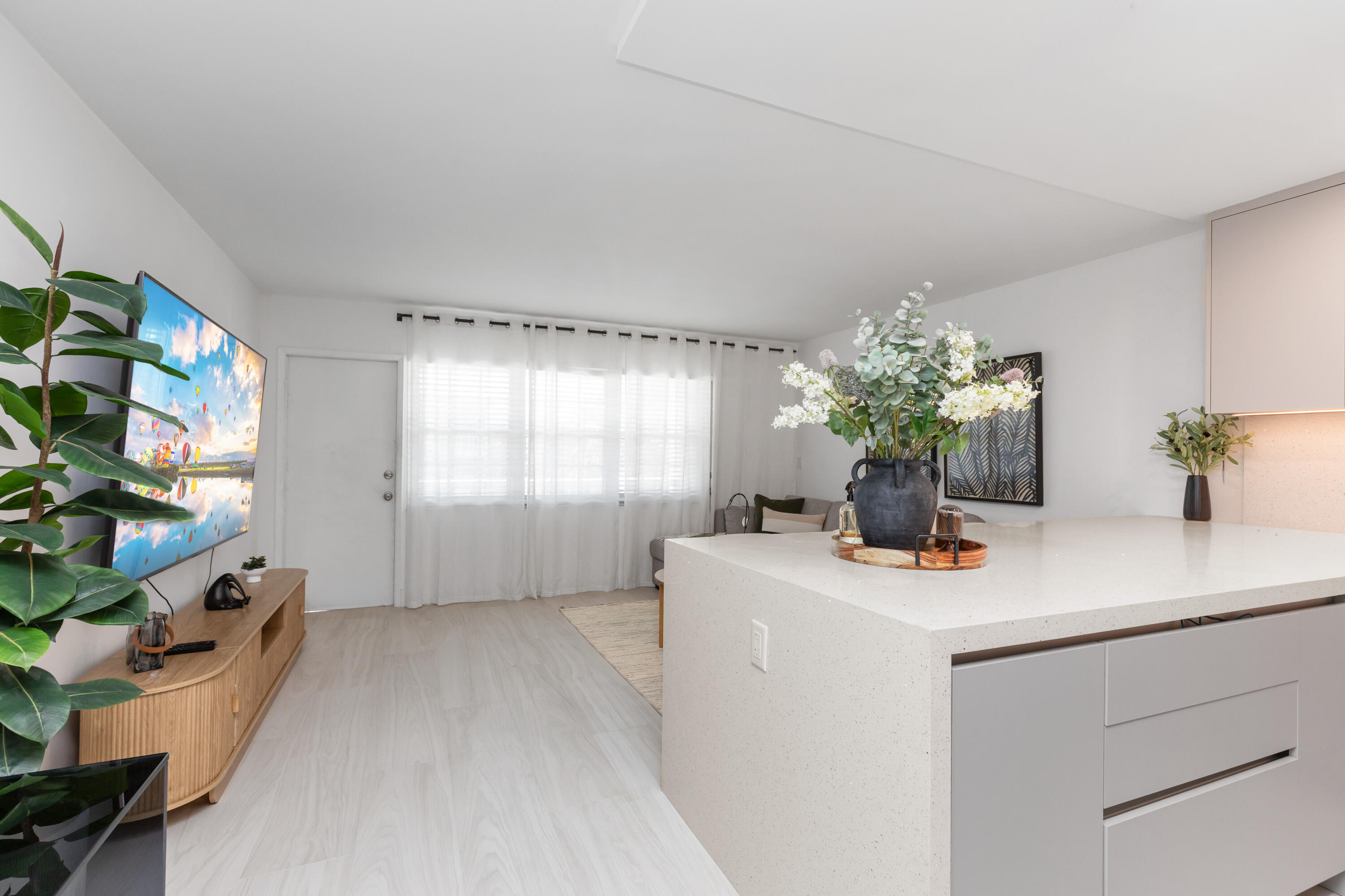MAYBURY MANSIONS CONDO - Residential