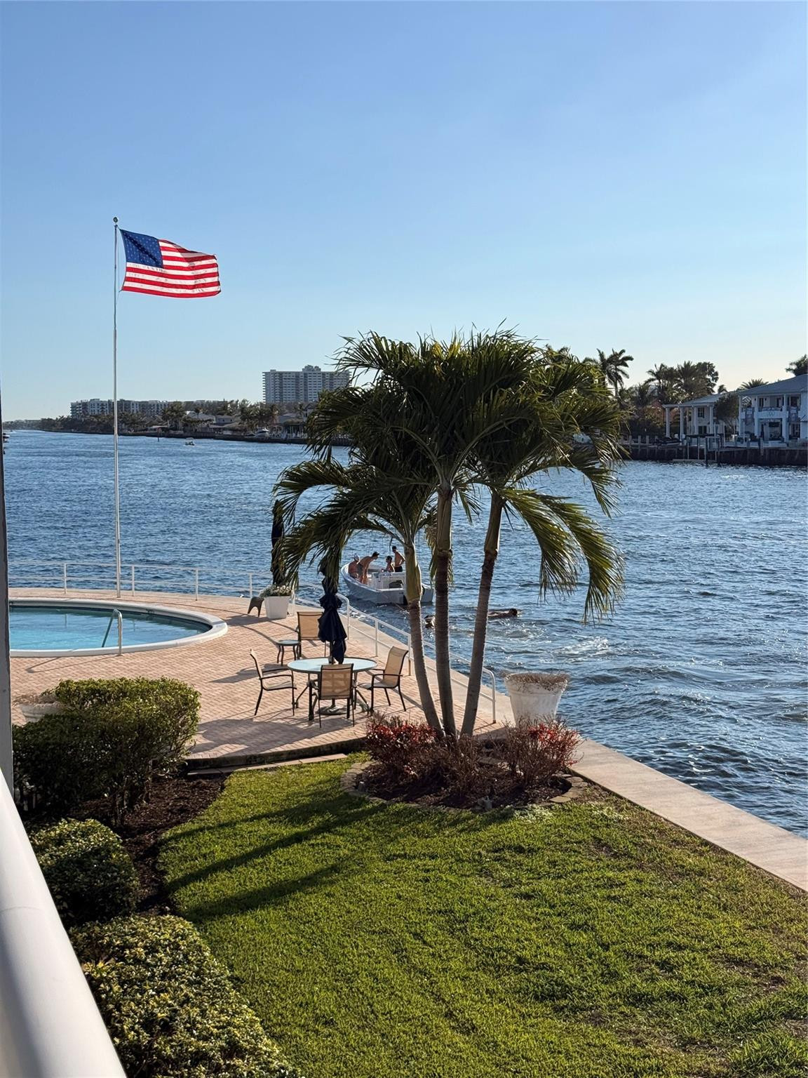 1201 S Riverside Drive 206